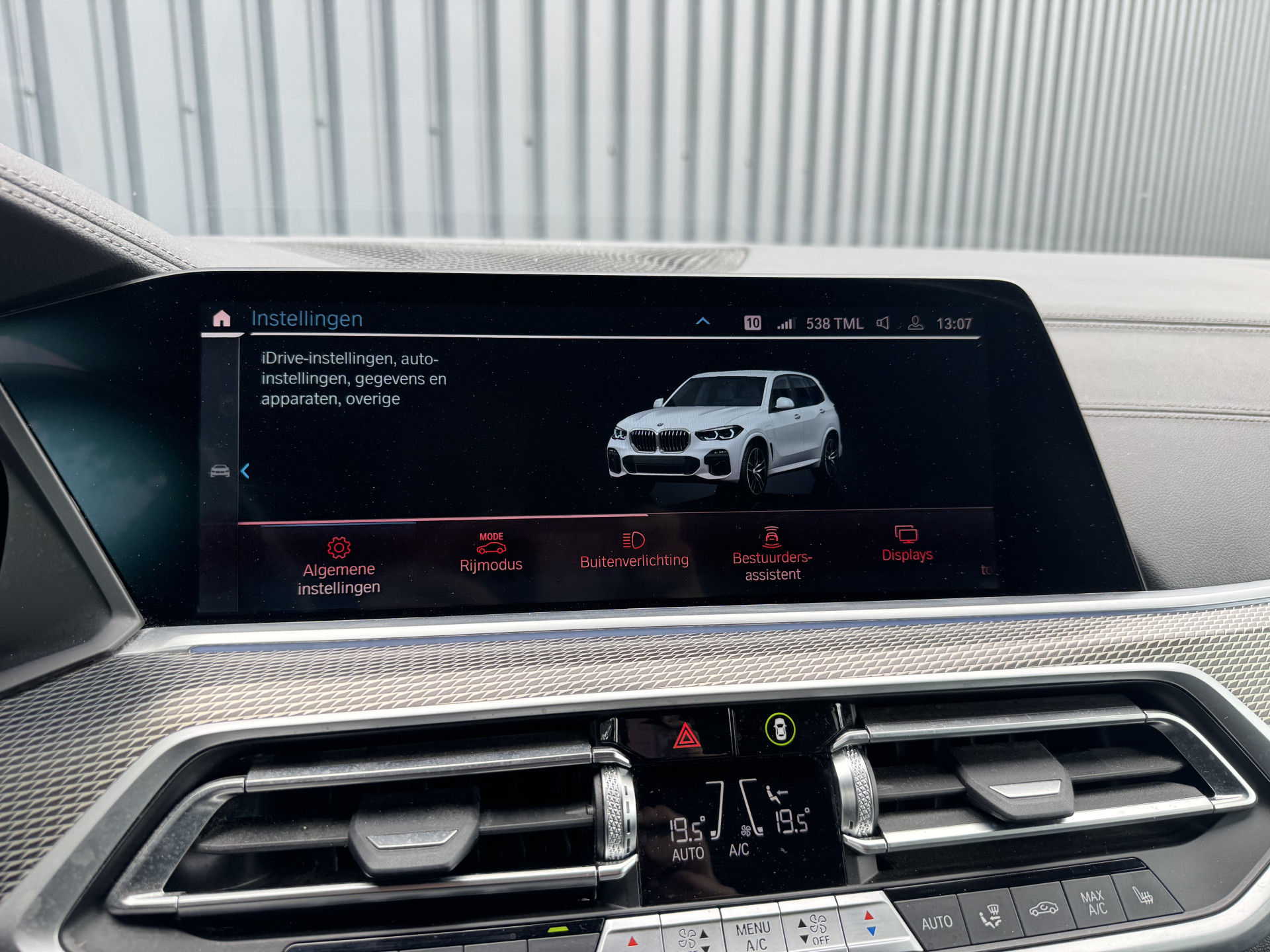 BMW X5 xDrive45e M Sport 394 pk