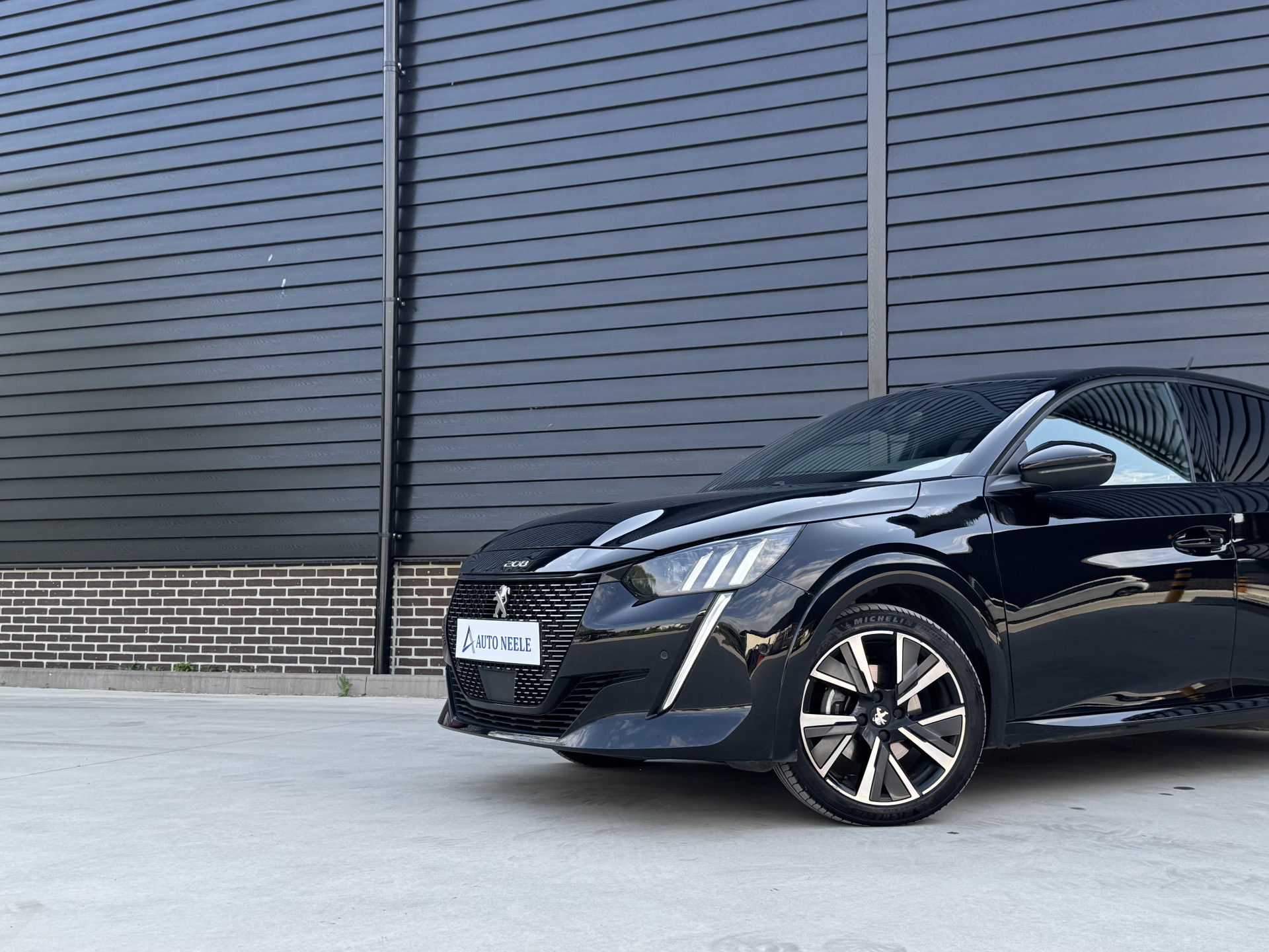 Peugeot 208 1.2 100 pk GT Automaat