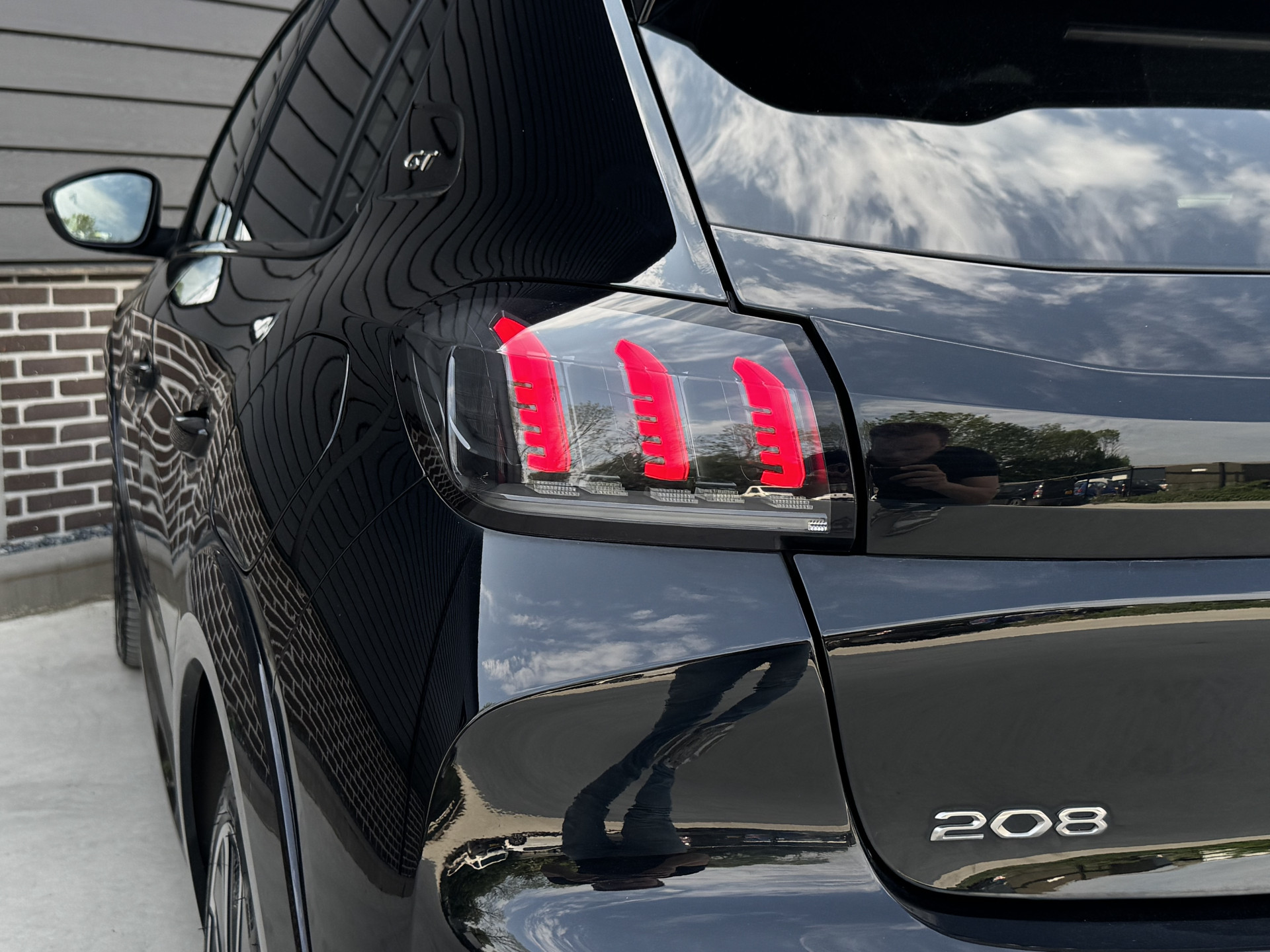 Peugeot 208 1.2 100 pk GT Automaat