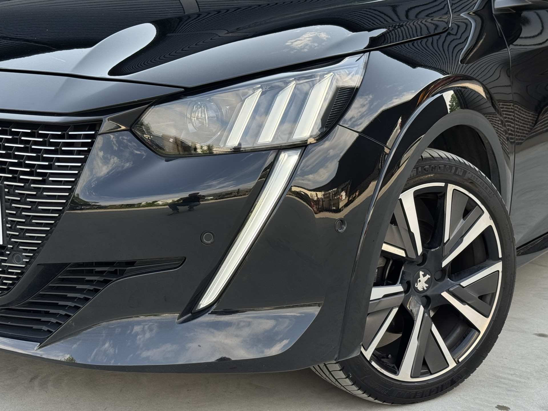 Peugeot 208 1.2 100 pk GT Automaat