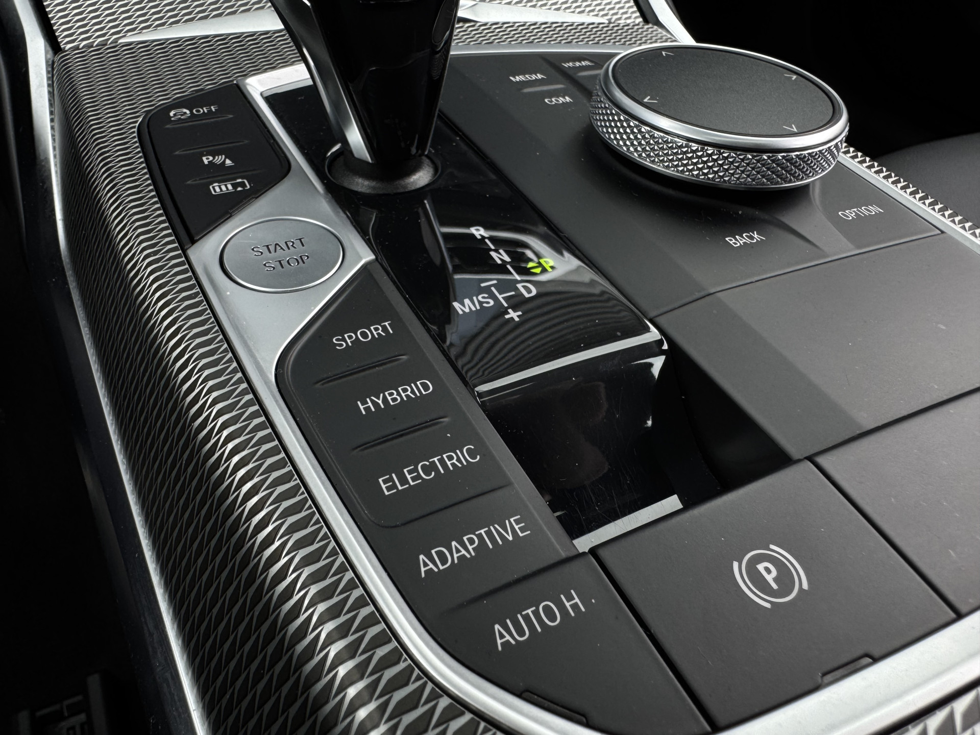 BMW 3-serie 330e M Sport 292 pk