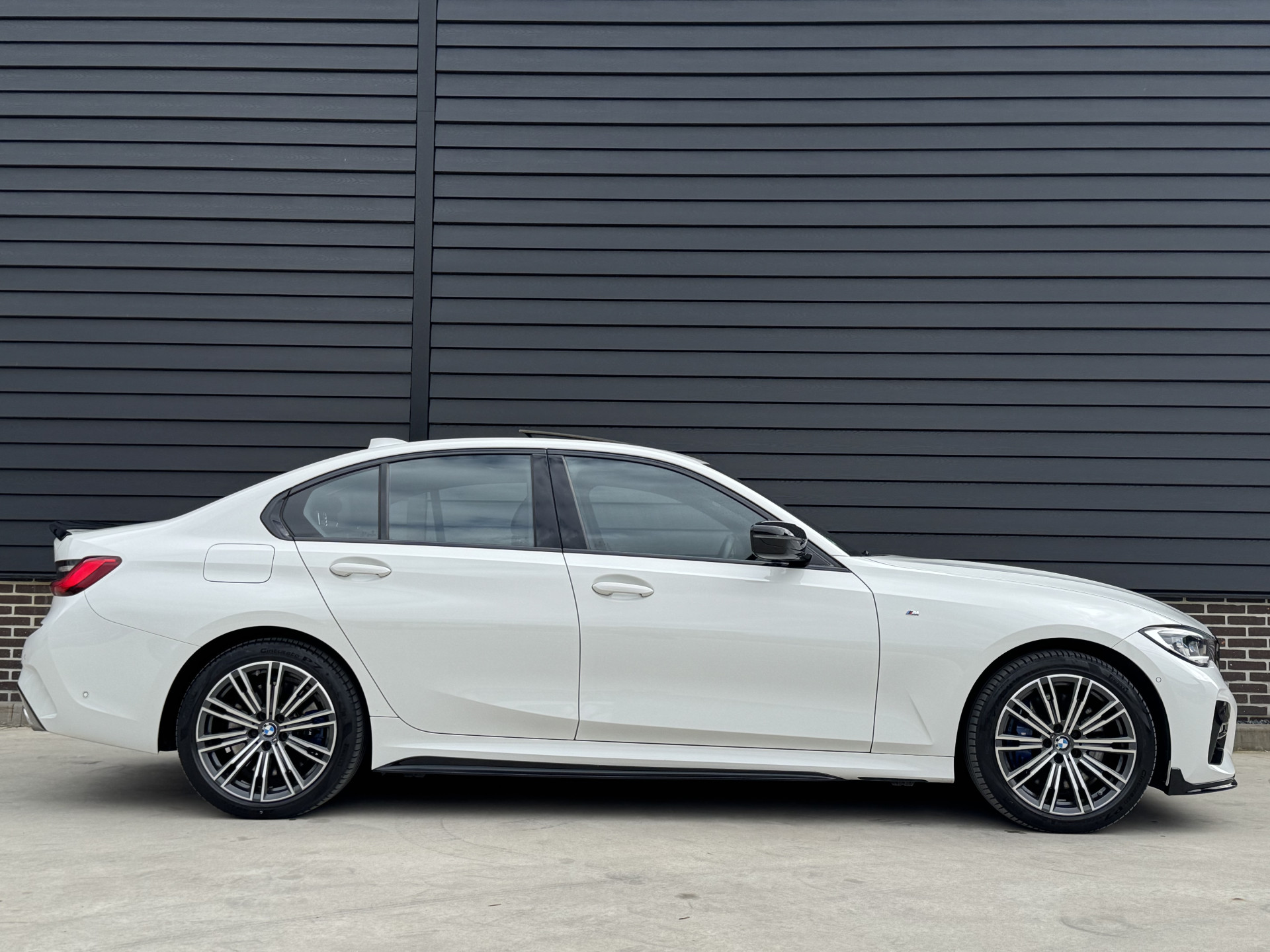 BMW 3-serie 330e M Sport 292 pk