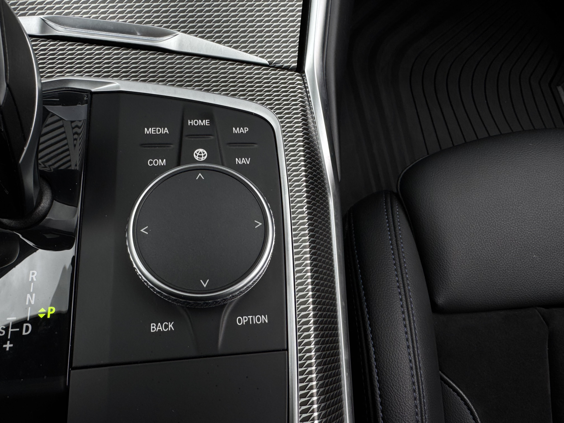 BMW 3-serie 330e M Sport 292 pk