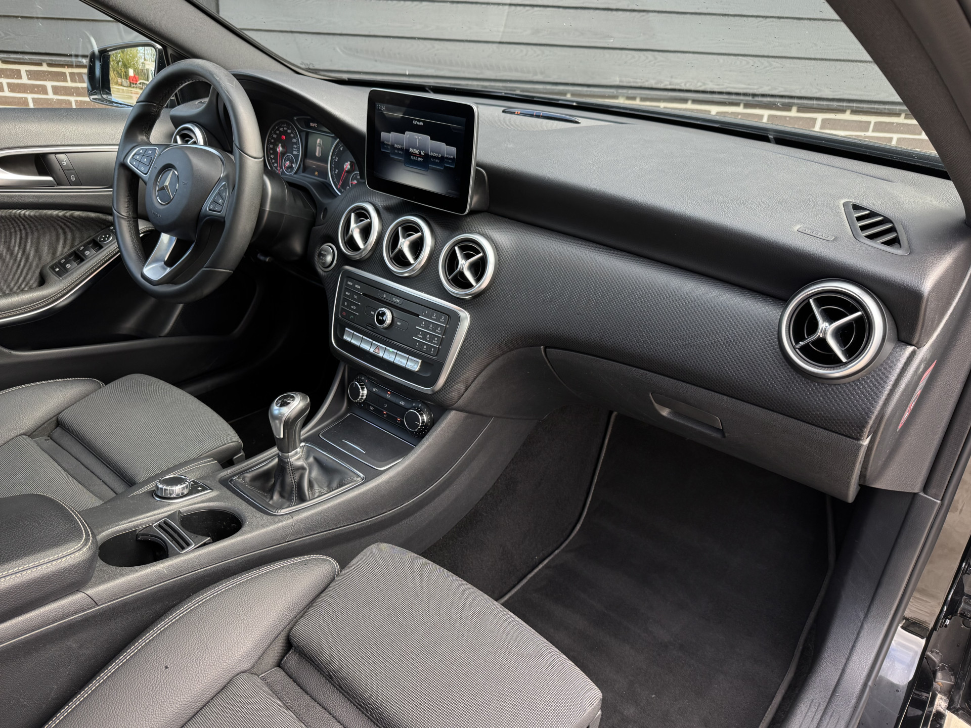 Mercedes-Benz A-Klasse 180 Lease Edition Plus