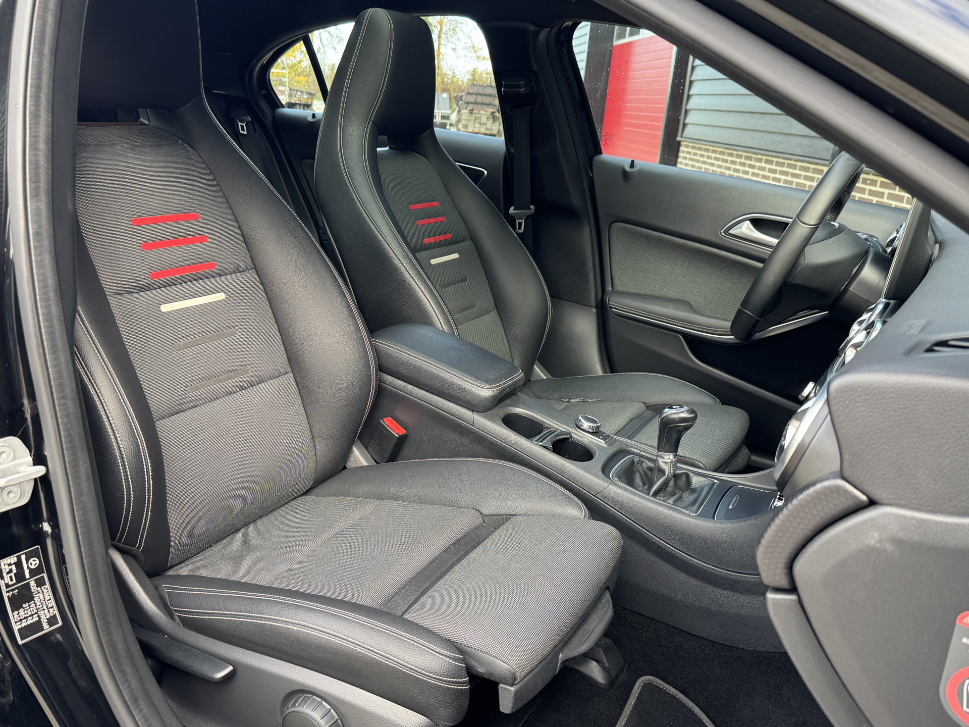 Mercedes-Benz A-Klasse 180 Lease Edition Plus
