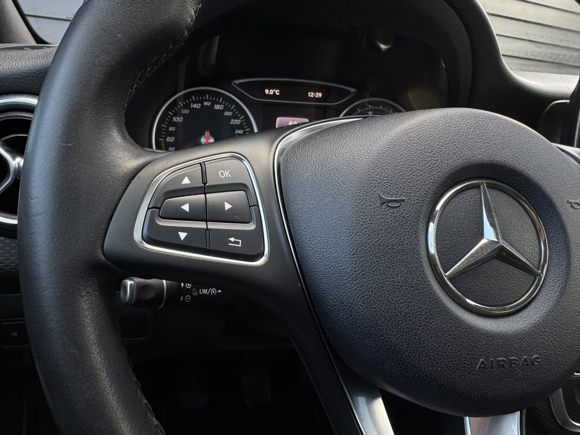 Mercedes-Benz A-Klasse 180 Lease Edition Plus