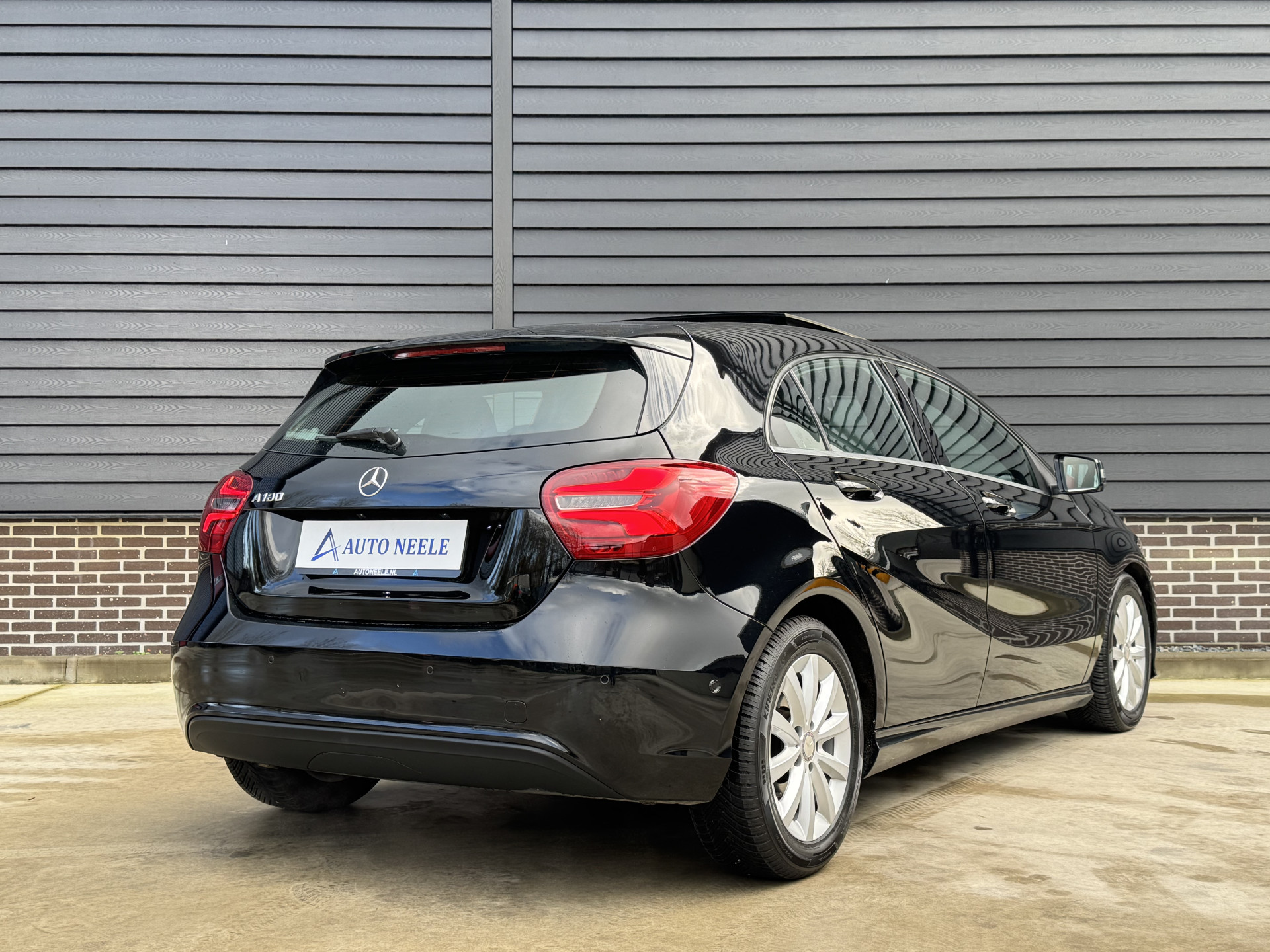 Mercedes-Benz A-Klasse 180 Lease Edition Plus