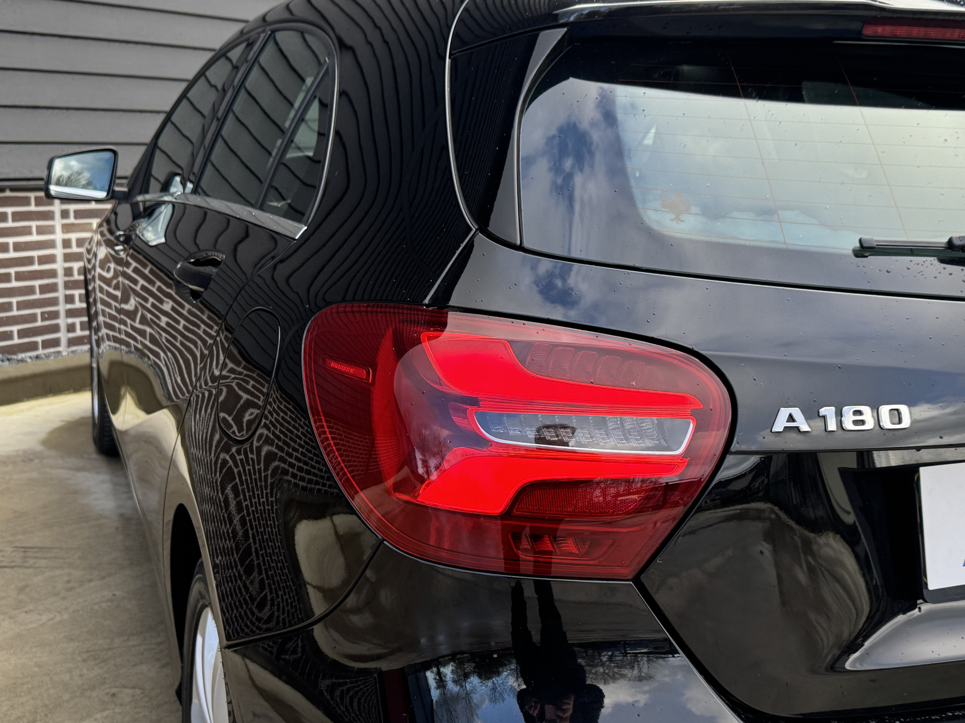 Mercedes-Benz A-Klasse 180 Lease Edition Plus