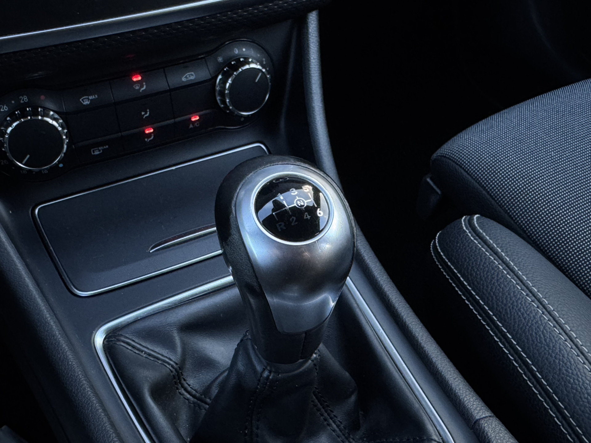 Mercedes-Benz A-Klasse 180 Lease Edition Plus