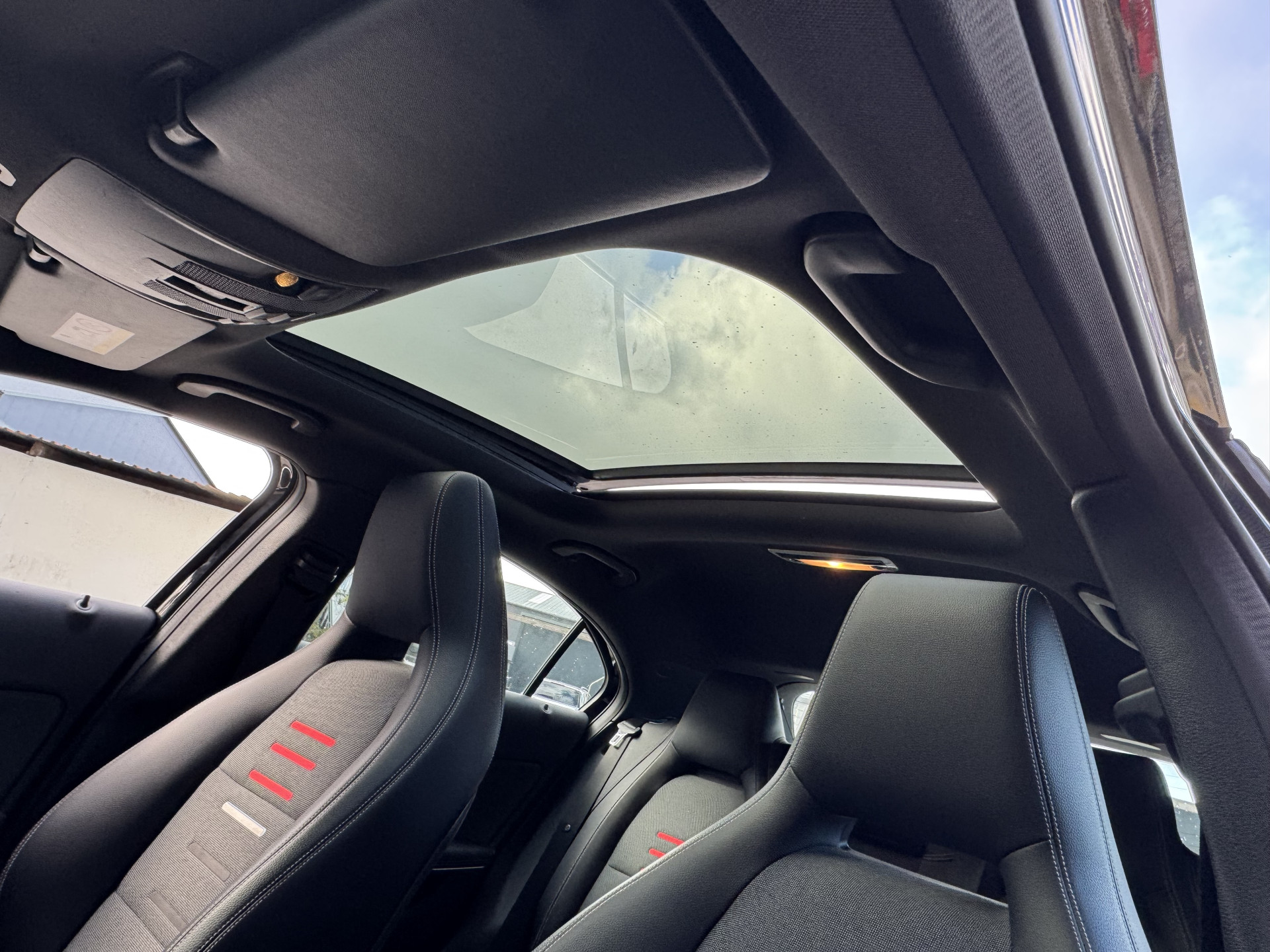 Mercedes-Benz A-Klasse 180 Lease Edition Plus