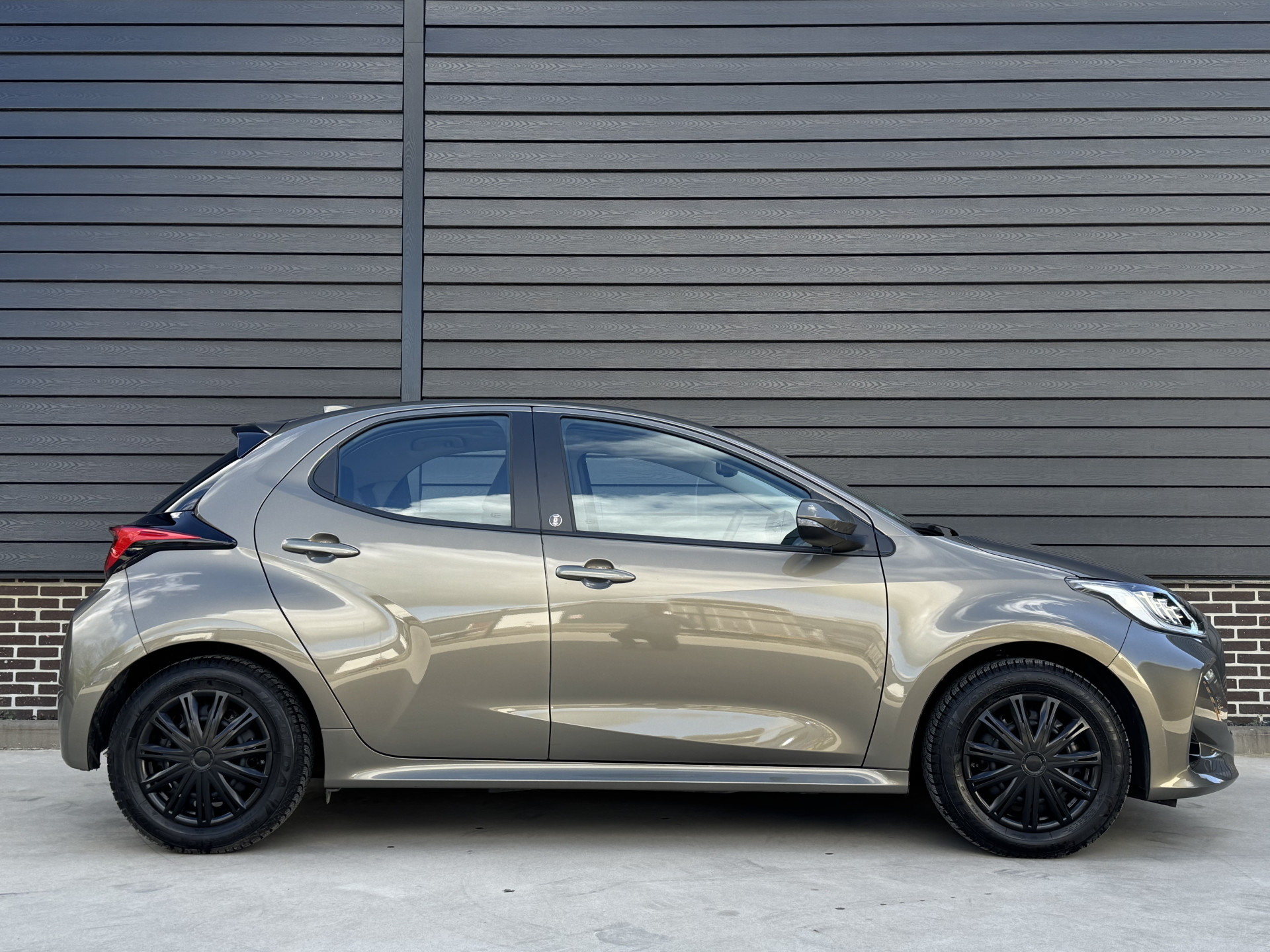 Toyota Yaris 1.5 Hybrid Dynamic