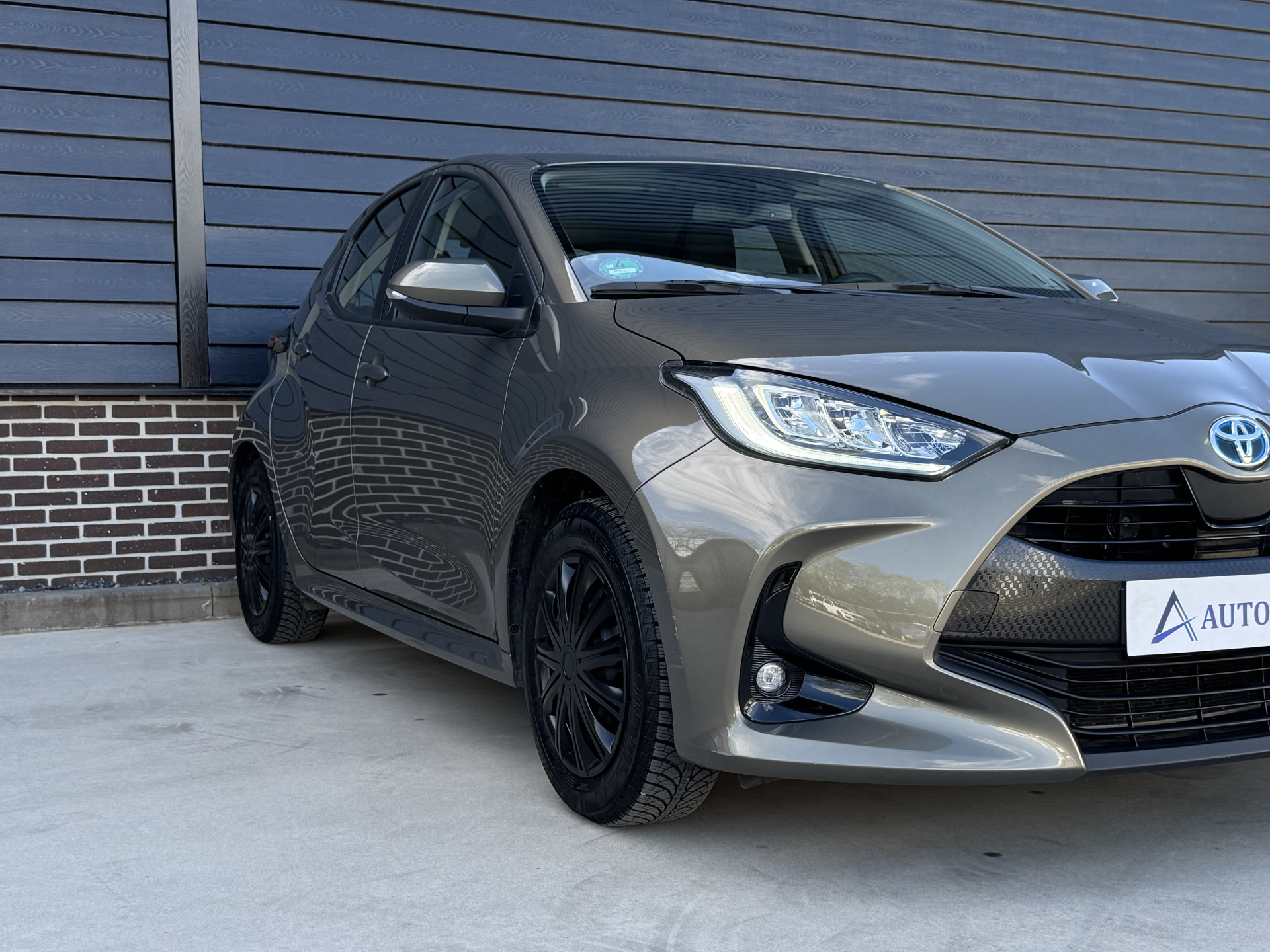 Toyota Yaris 1.5 Hybrid Dynamic