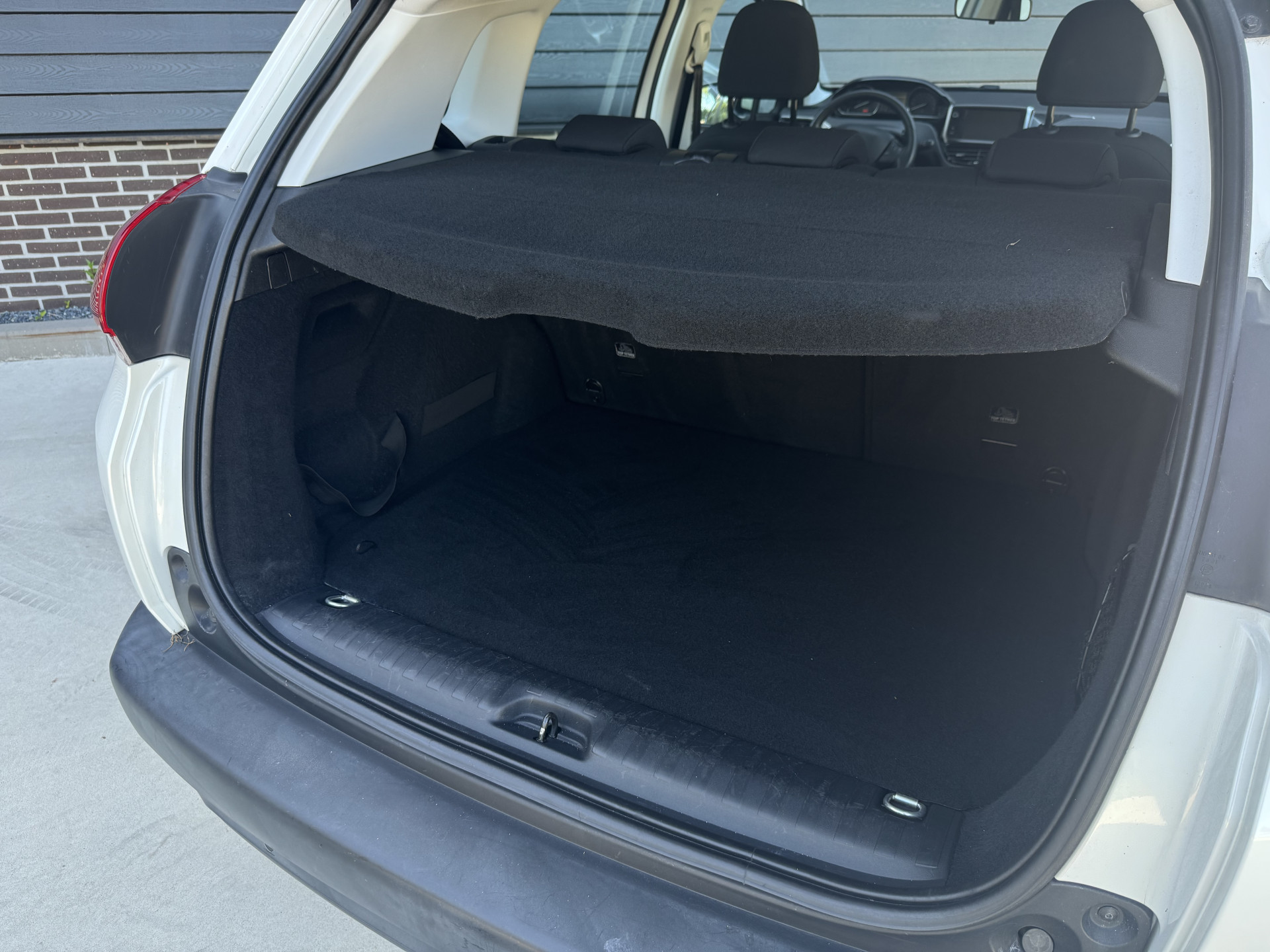 Peugeot 2008 1.2 PureTech Blue Lion