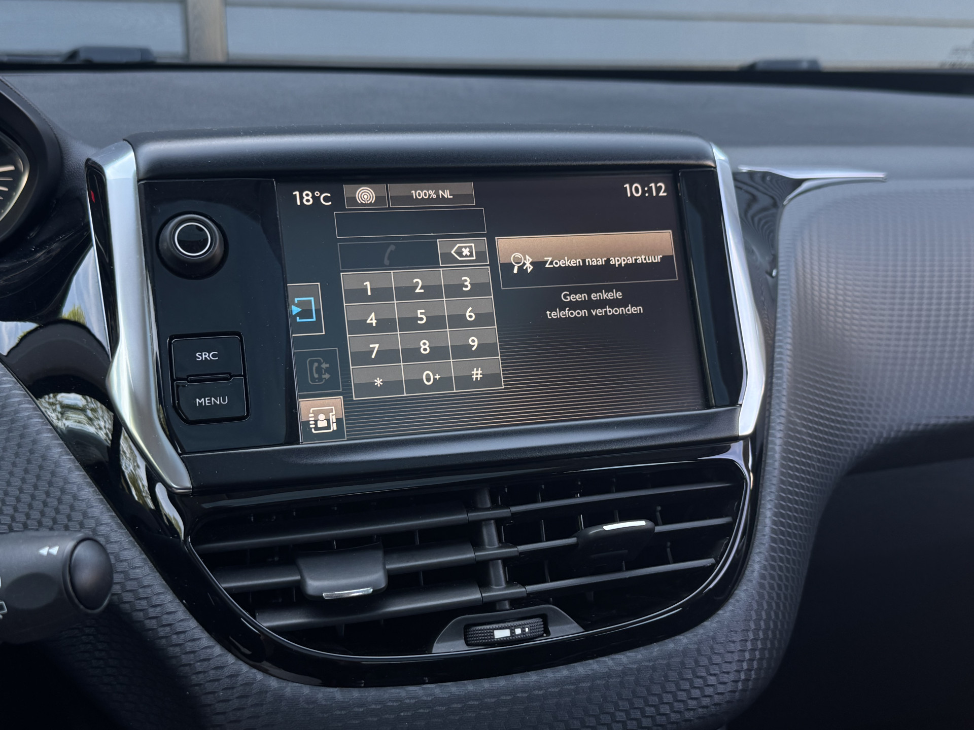 Peugeot 2008 1.2 PureTech Blue Lion