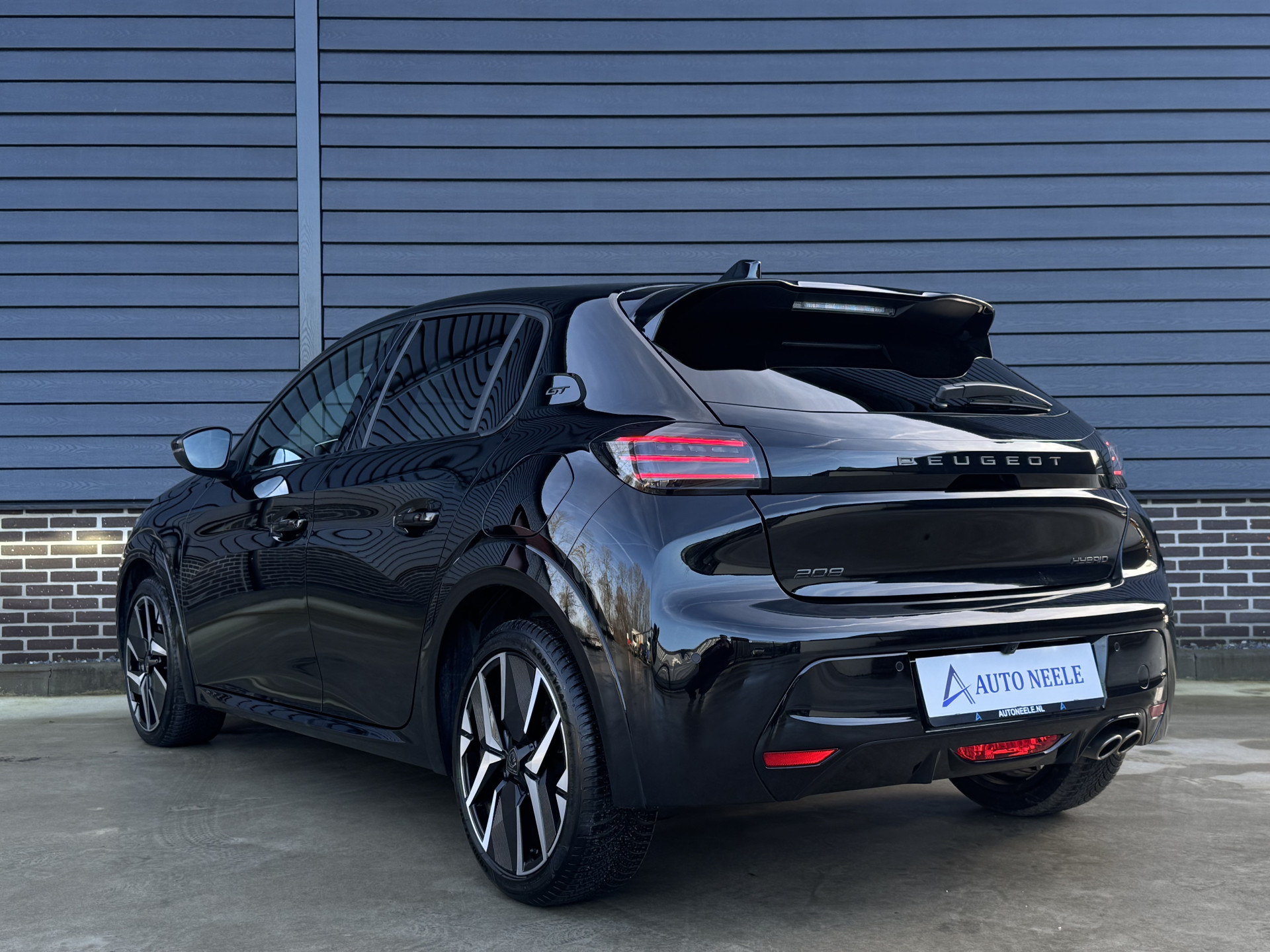 Peugeot 208 Hybrid 145 pk e-DSC6 GT