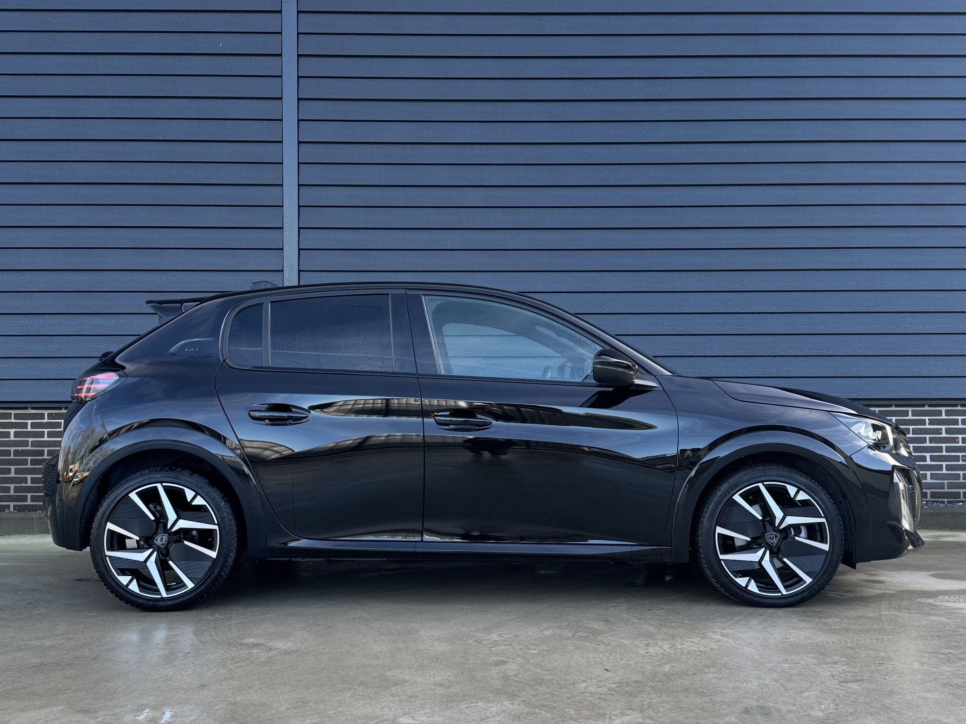 Peugeot 208 Hybrid 145 pk e-DSC6 GT