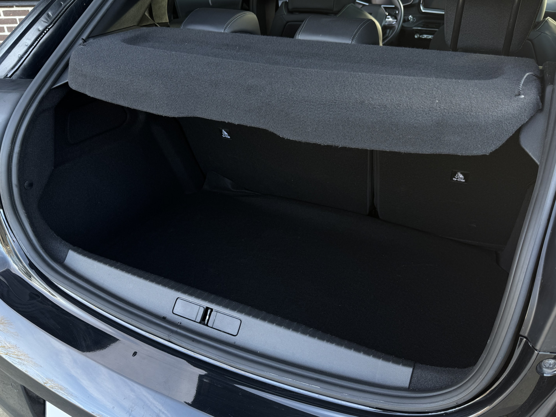 Peugeot 208 Hybrid 145 pk e-DSC6 GT