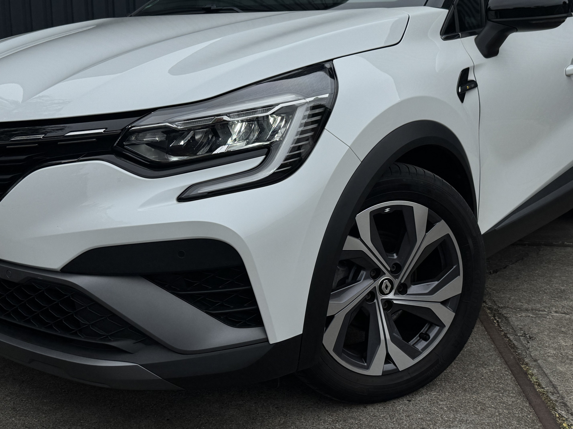 Renault Captur 1.6 E-Tech Plug-in Hybrid 160 PK R.S. Line