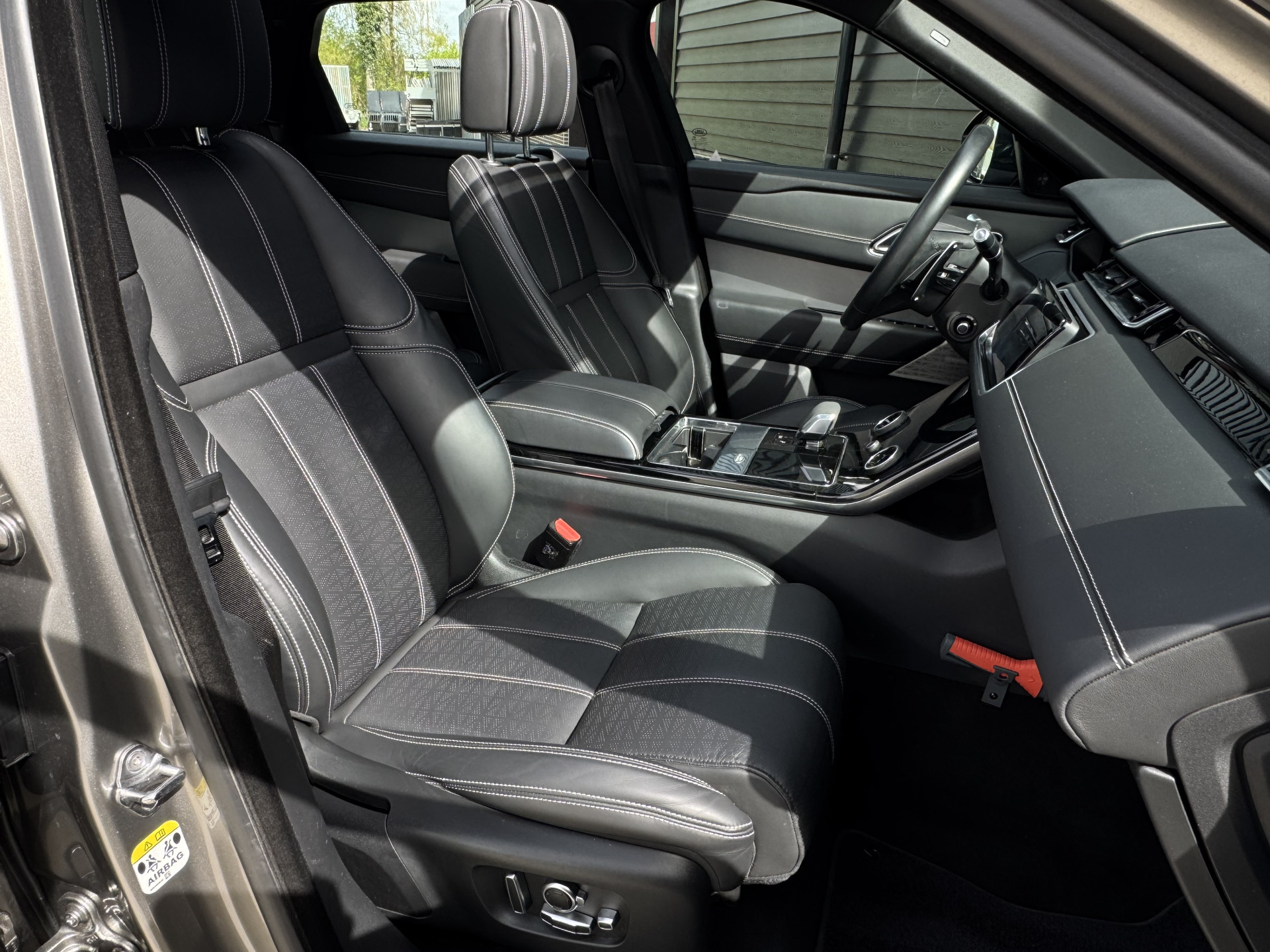 Land Rover Range Rover Velar 2.0 P400e R-Dynamic HSE