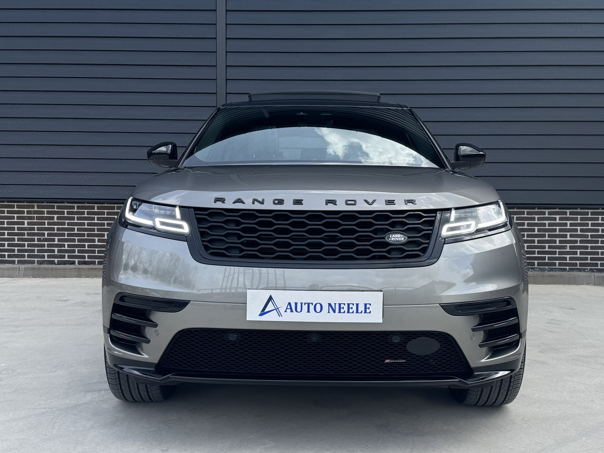 Land Rover Range Rover Velar 2.0 P400e R-Dynamic HSE