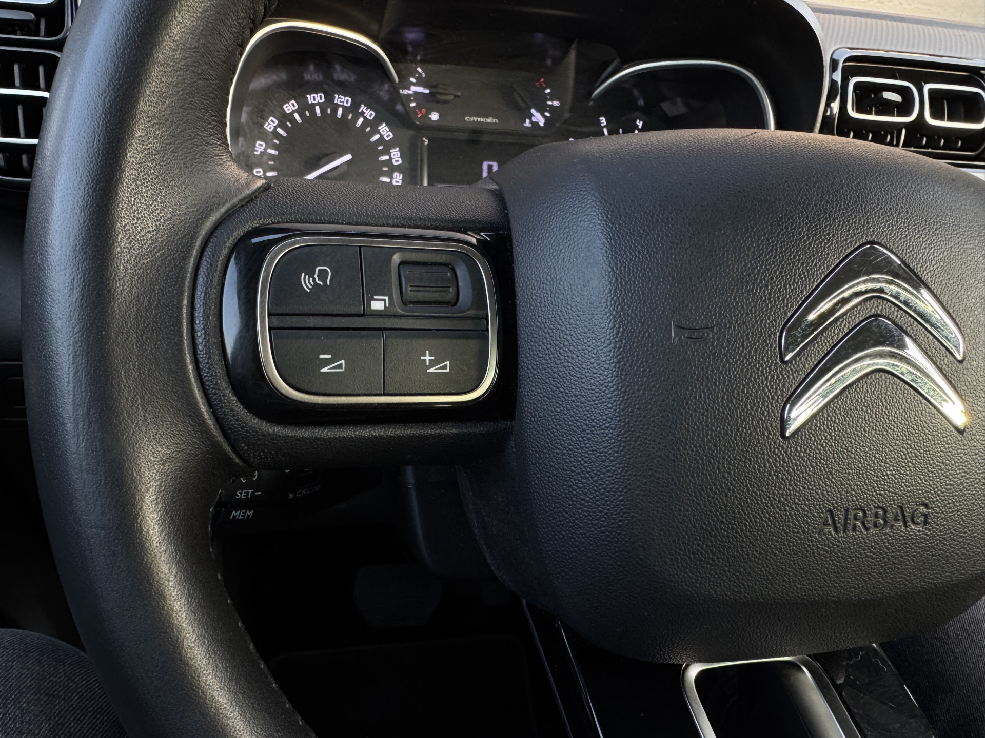 Citroën C3 Aircross 1.2 130 pk Automaat Shine Pack