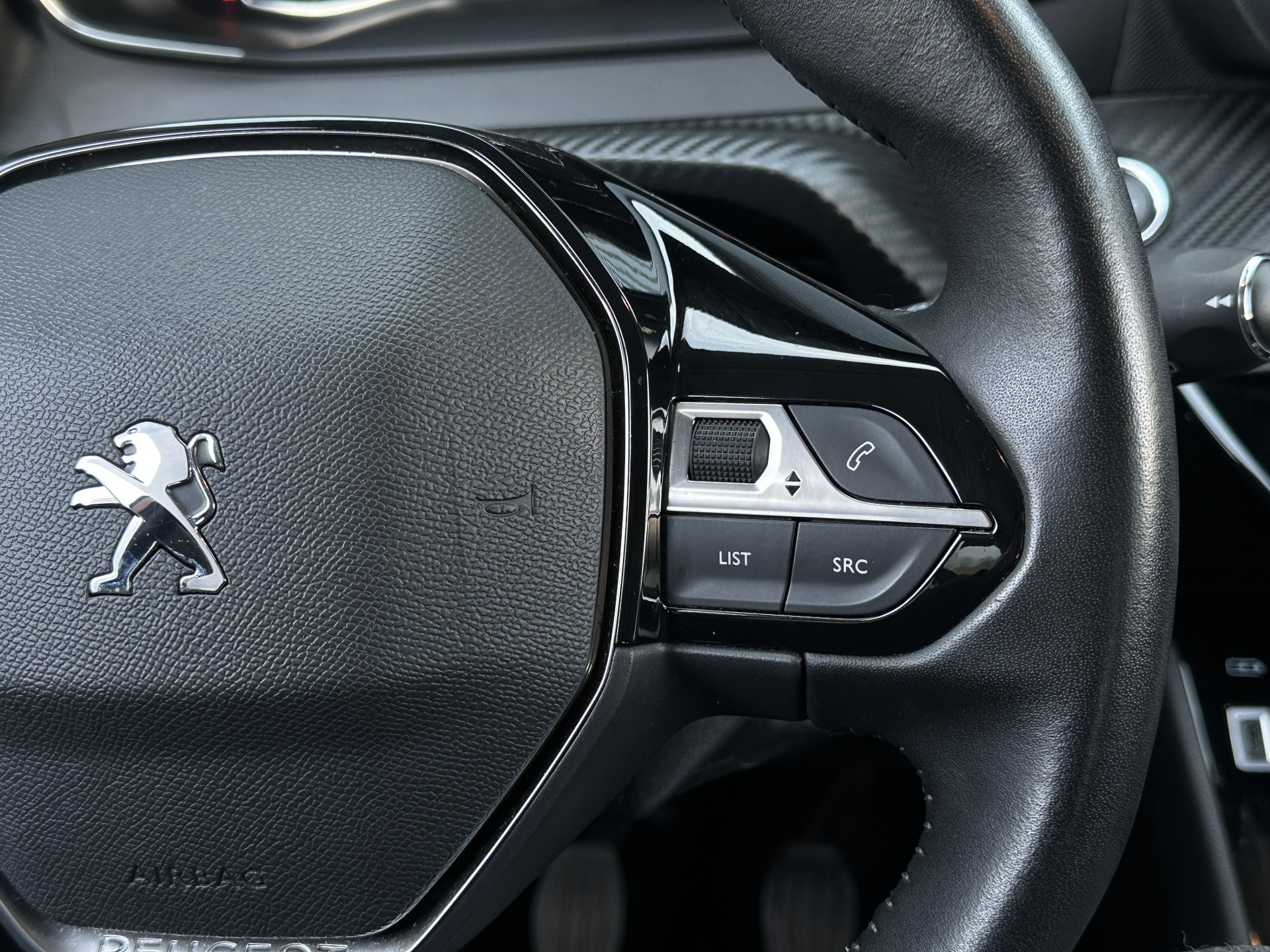 Peugeot 208 1.2 Allure 100 pk