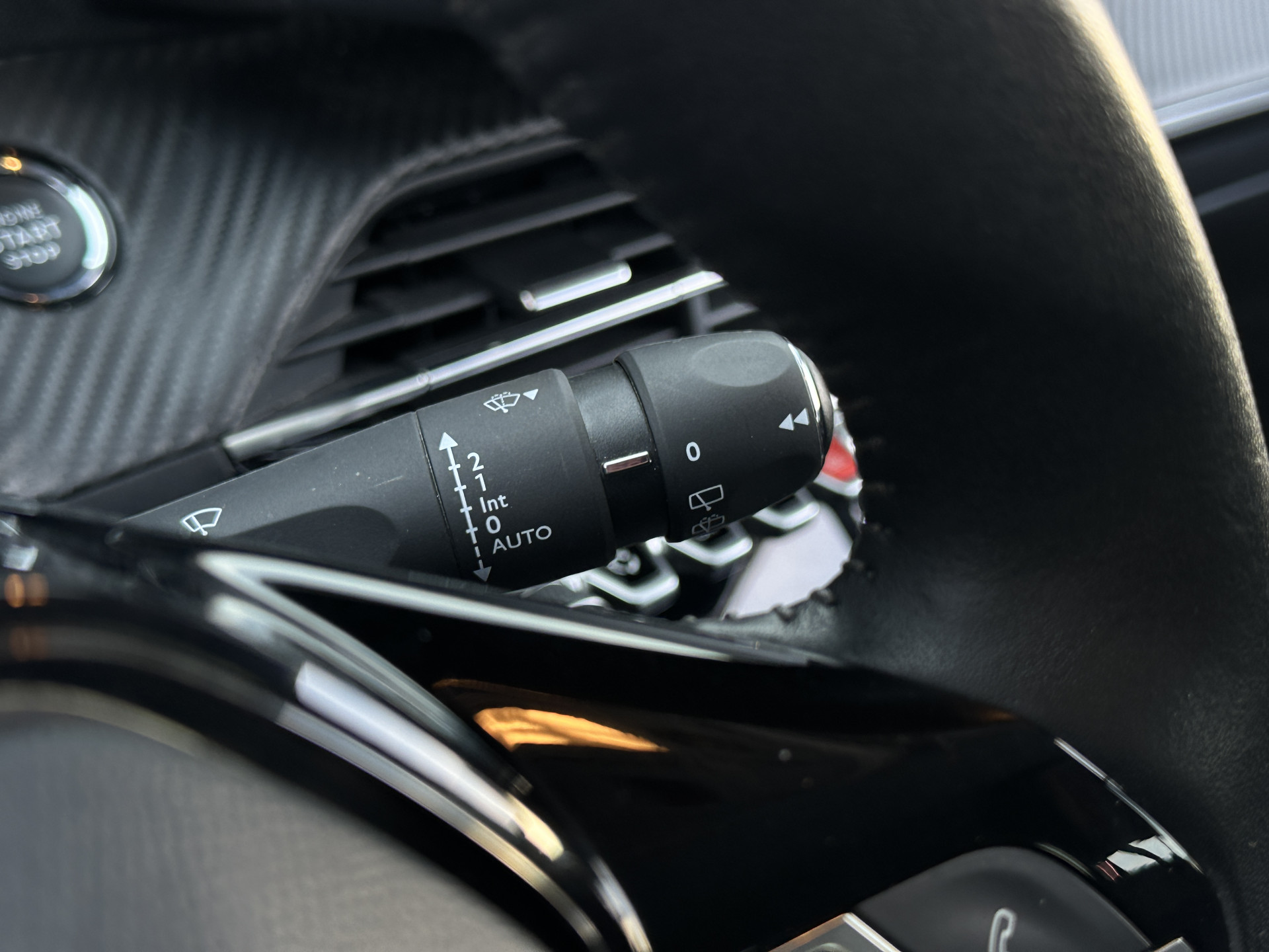 Peugeot 208 1.2 Allure 100 pk