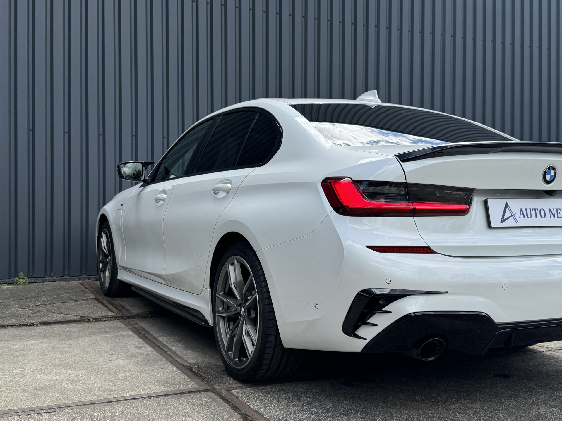 BMW 3-serie 330e M Sport 292 pk