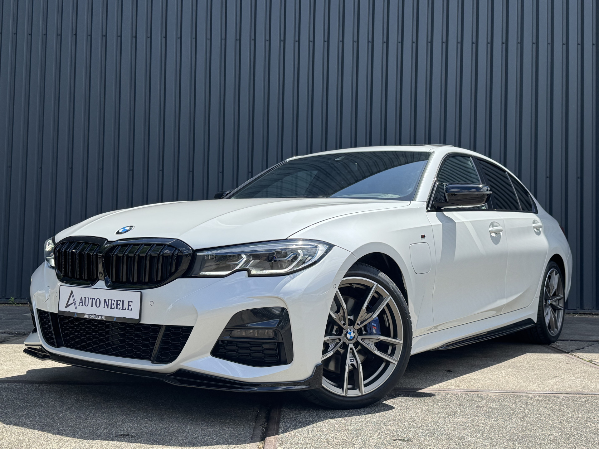 BMW 3-serie 330e M Sport 292 pk