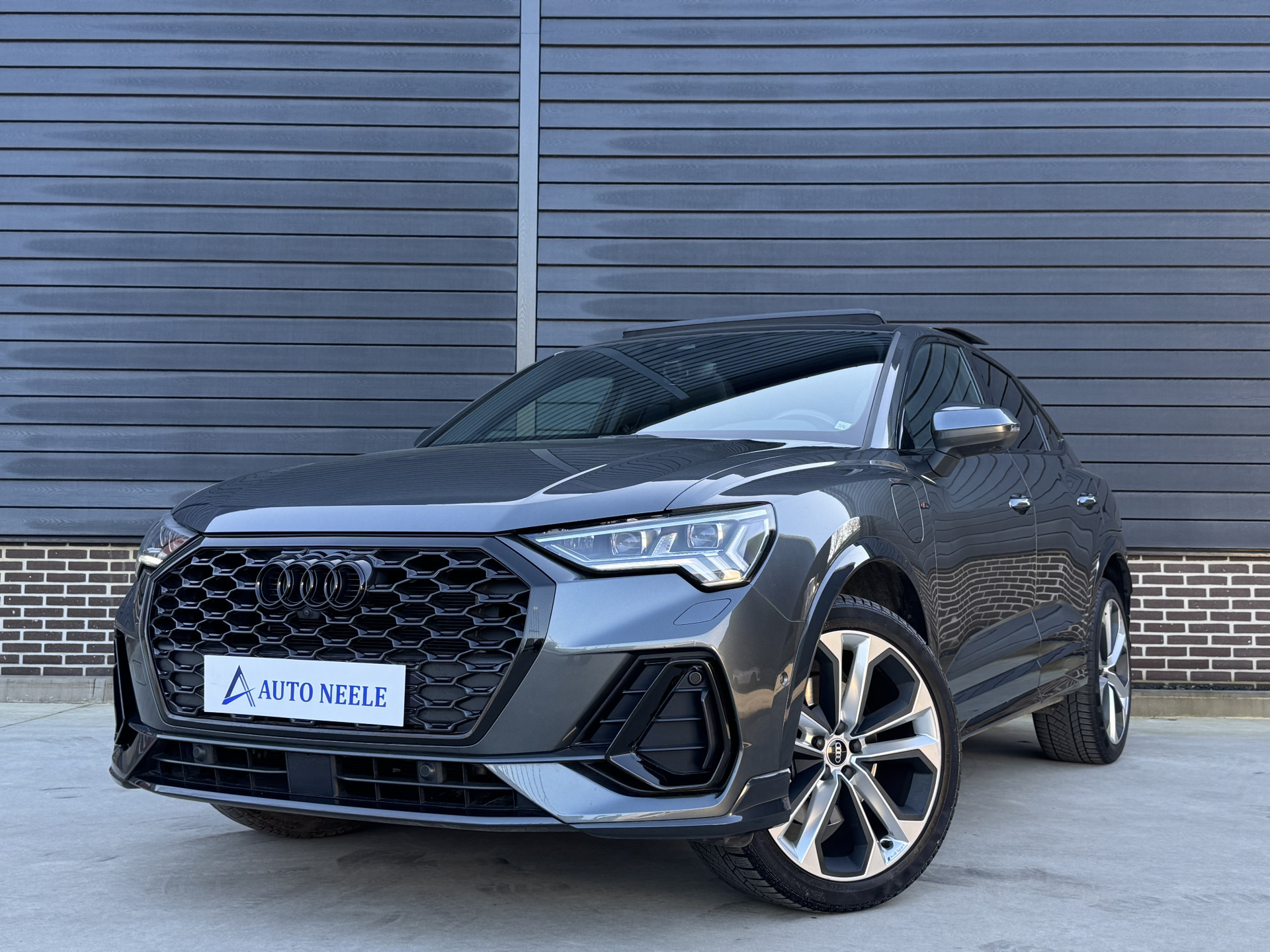 Audi Q3 Sportback 45 TFSIe S Line