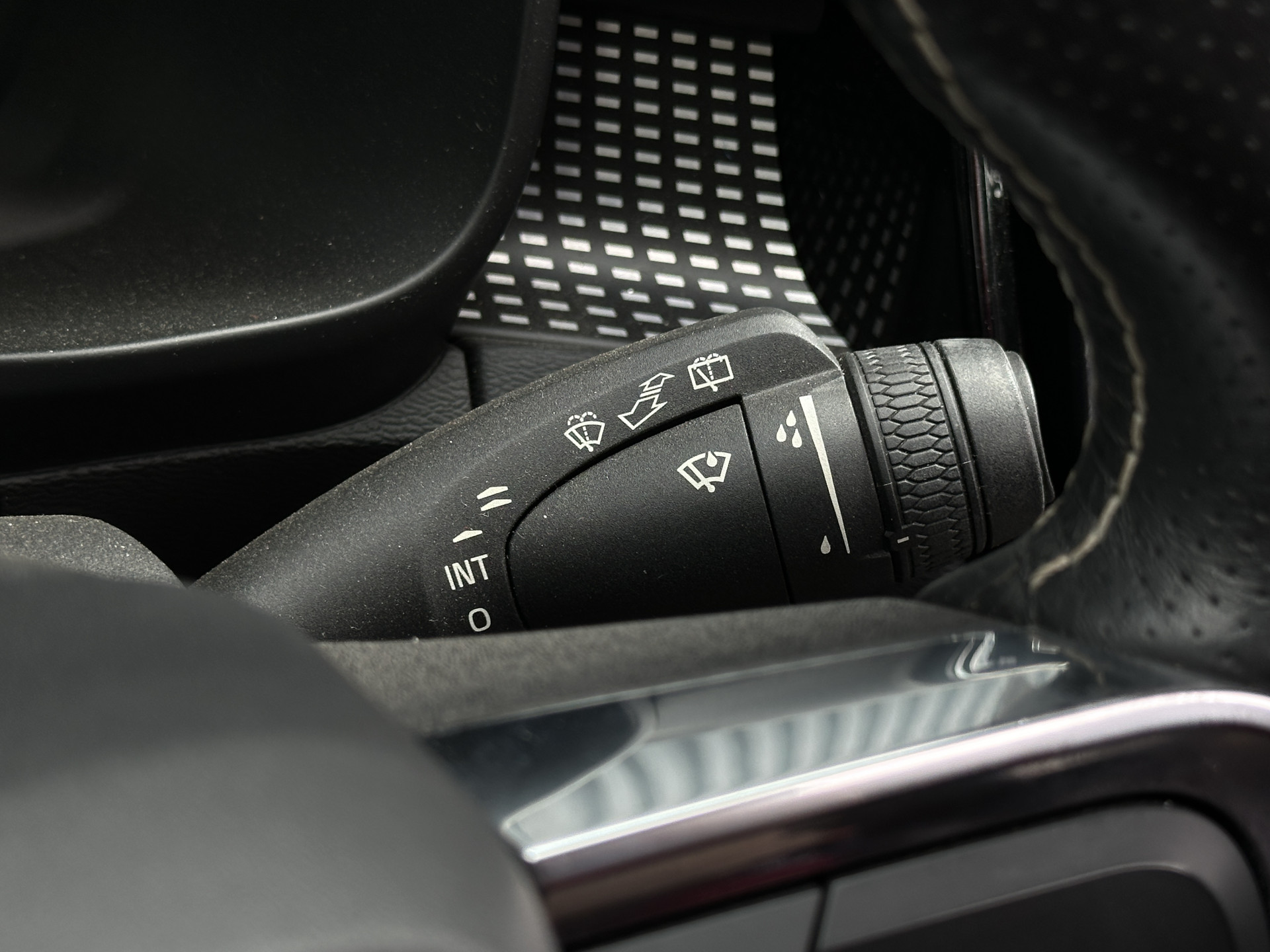 Volvo XC40 1.5 T5 262 pk Recharge R-Design