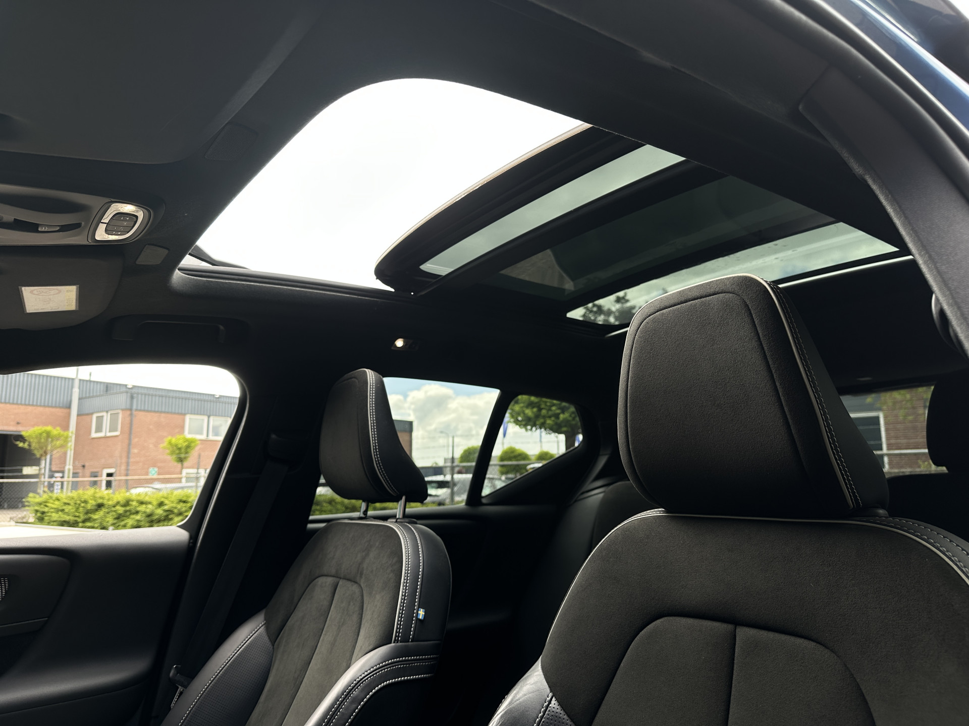 Volvo XC40 1.5 T5 262 pk Recharge R-Design