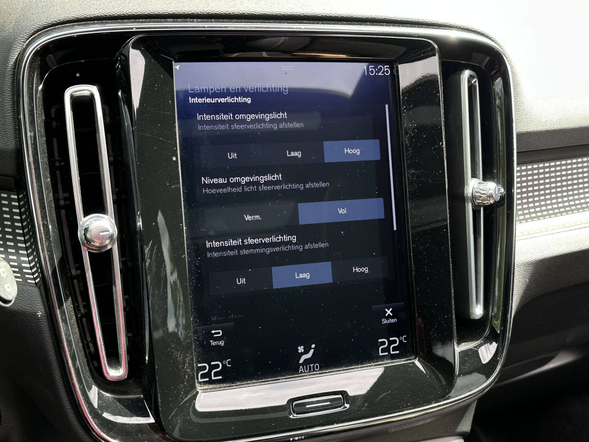 Volvo XC40 1.5 T5 262 pk Recharge R-Design