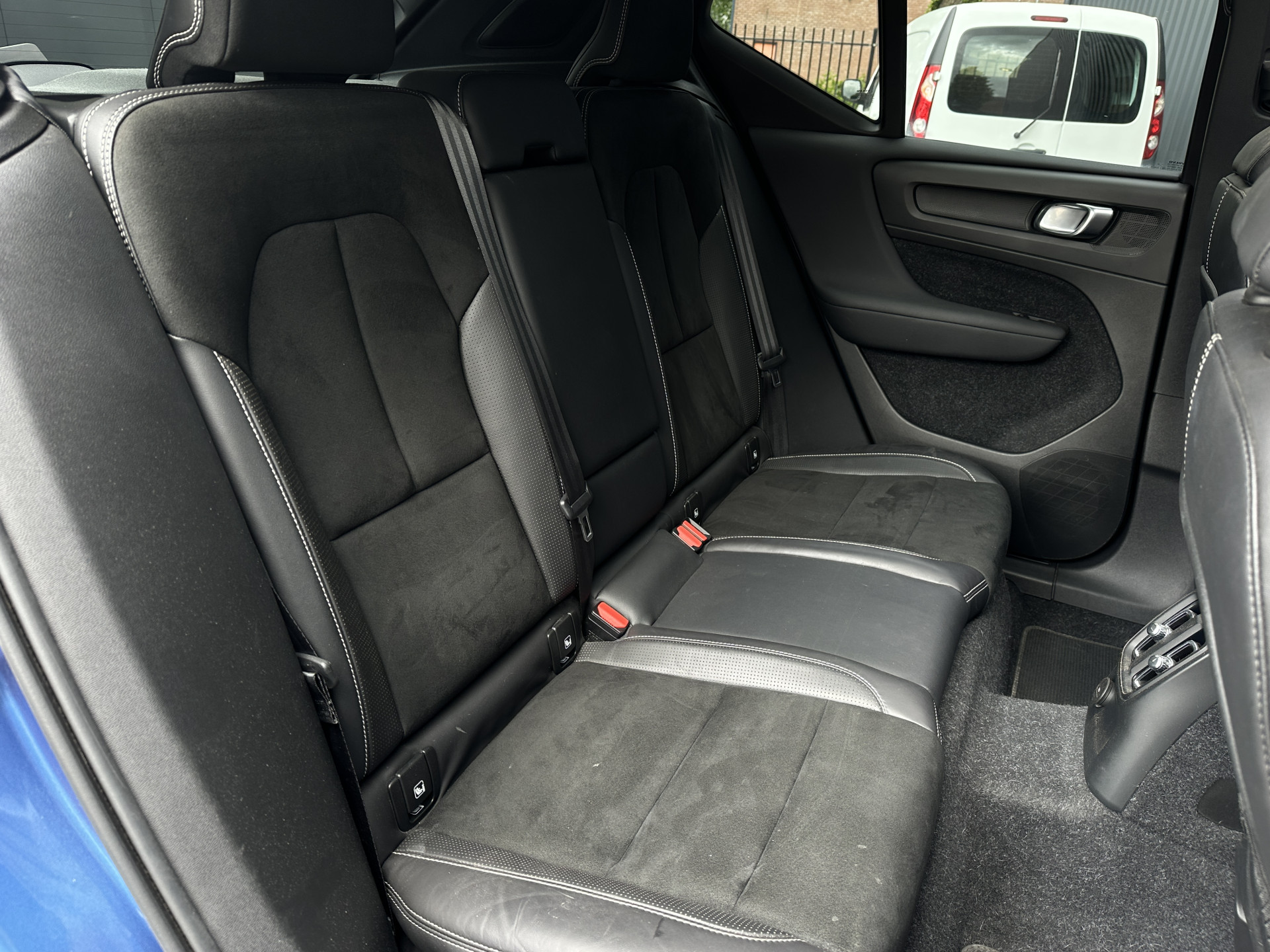 Volvo XC40 1.5 T5 262 pk Recharge R-Design