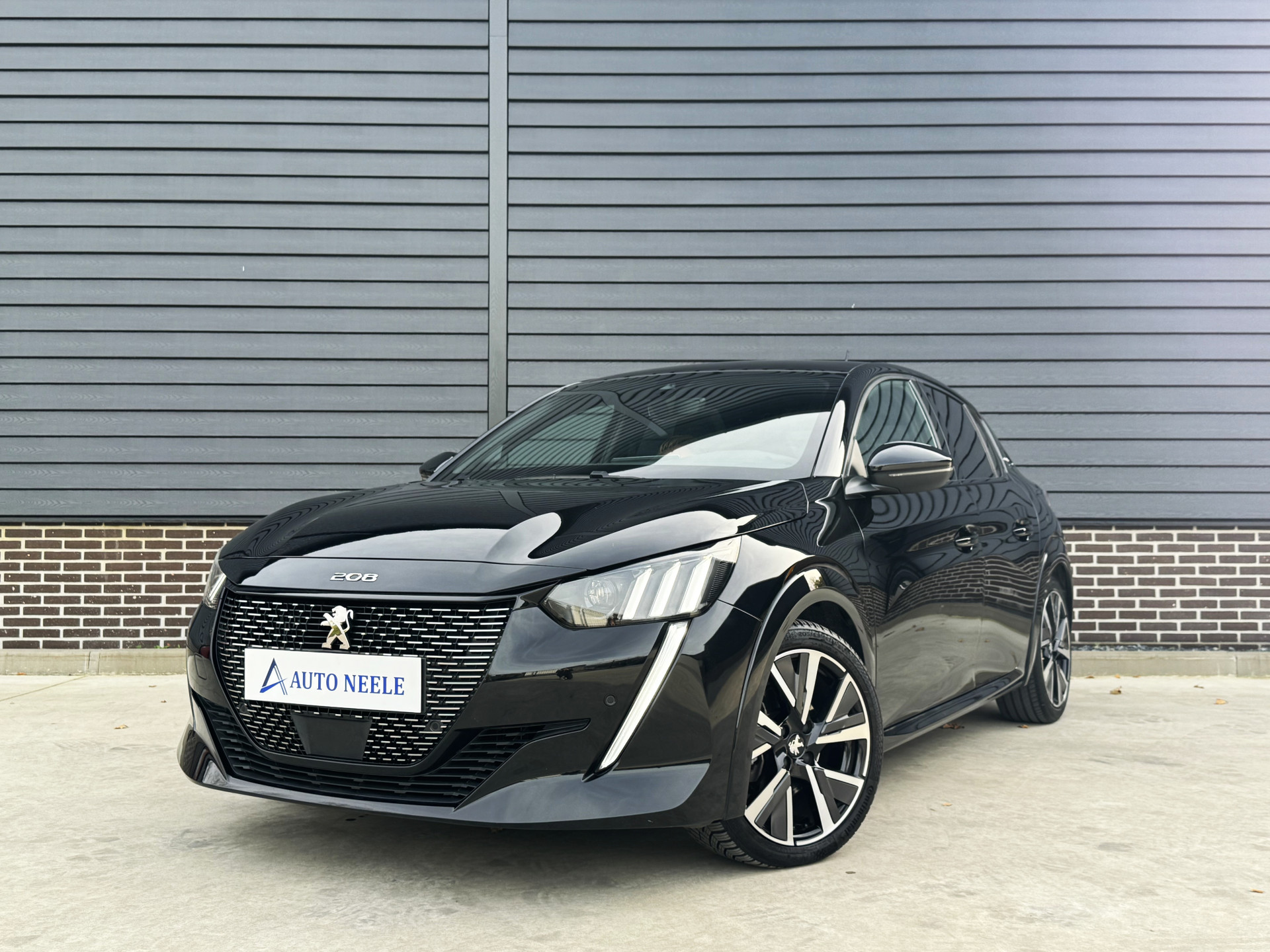 Peugeot 208 1.2 130 pk GT