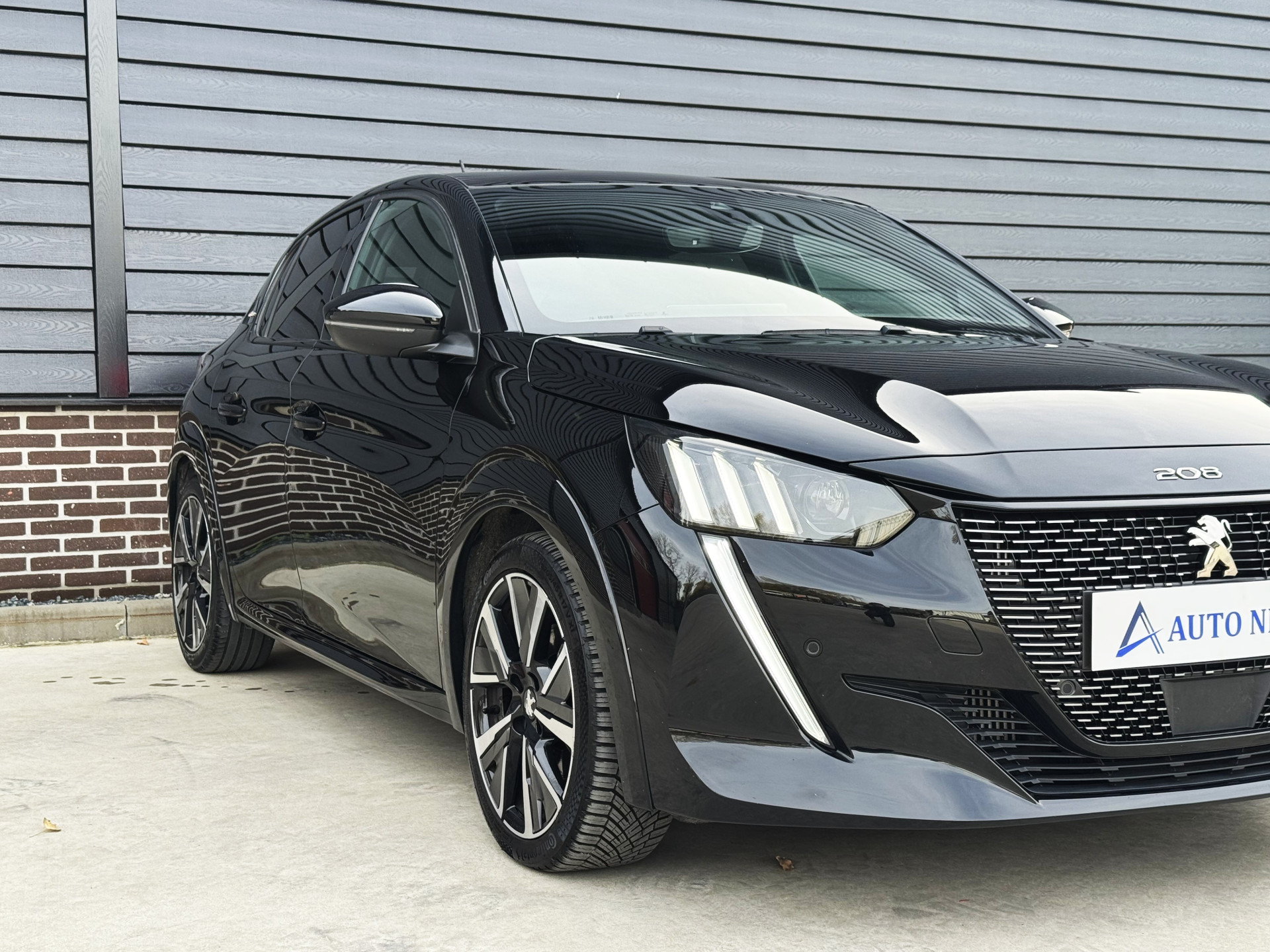 Peugeot 208 1.2 130 pk GT