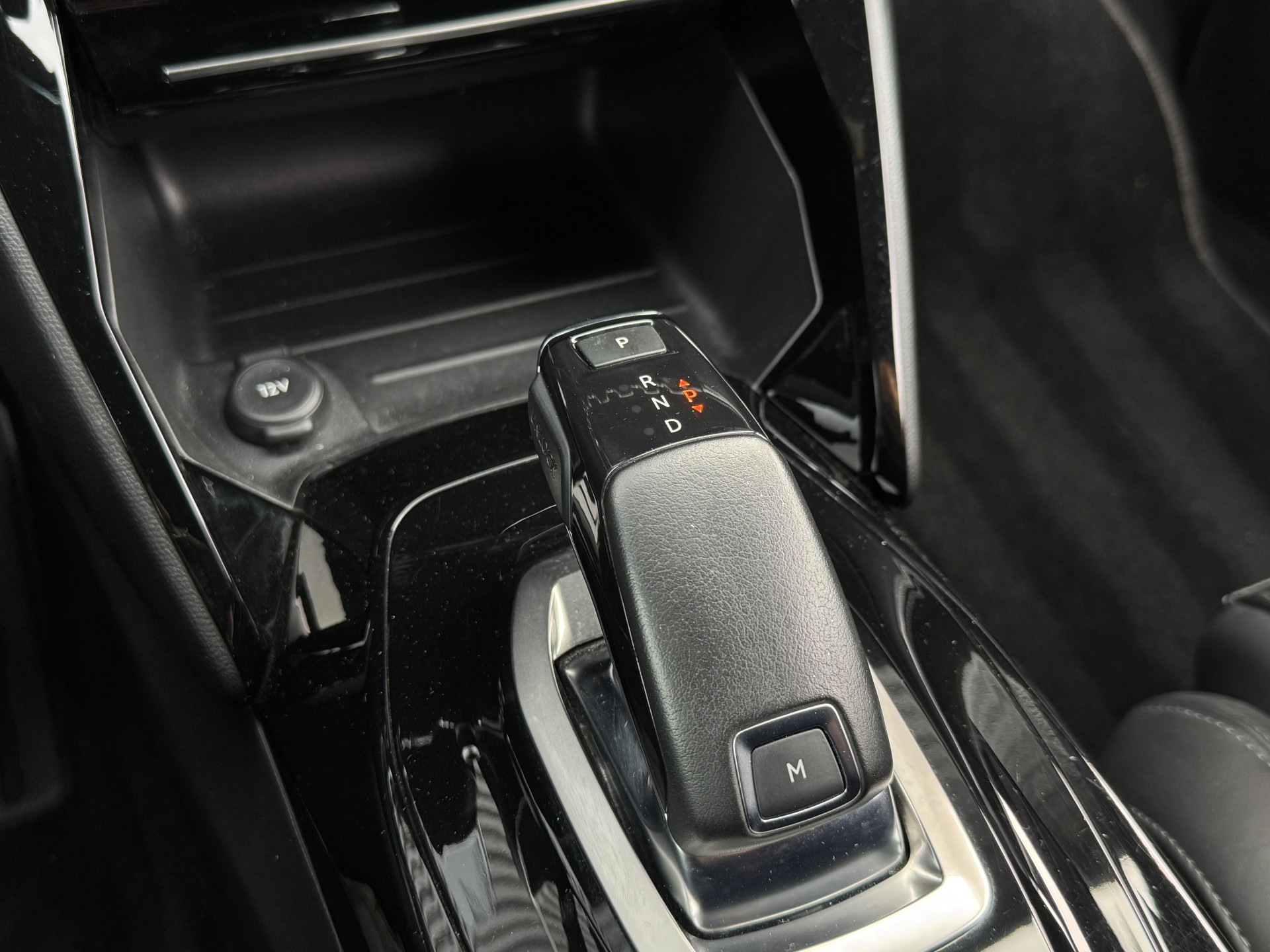 Peugeot 208 1.2 130 pk GT