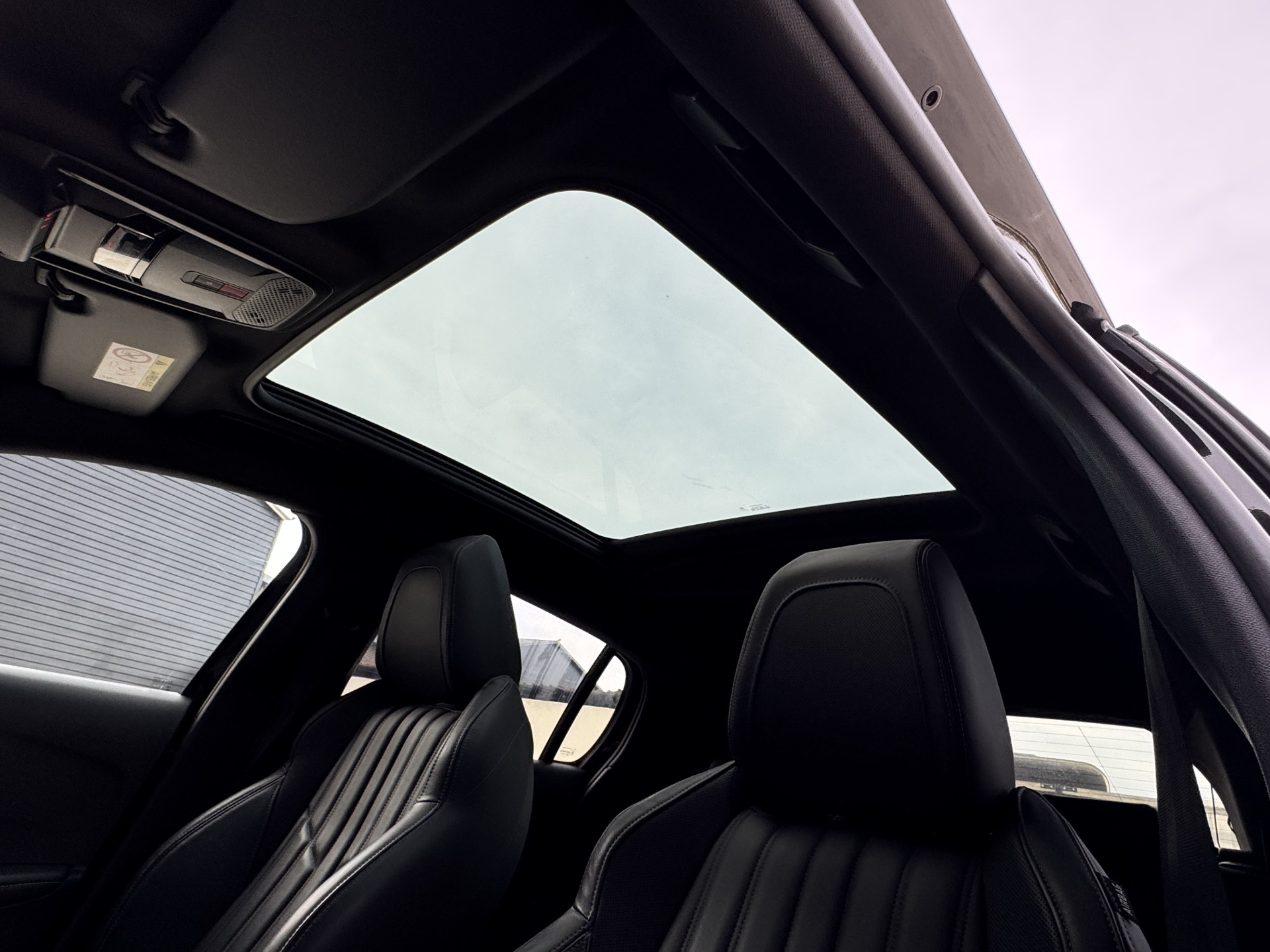 Peugeot 208 1.2 130 pk GT