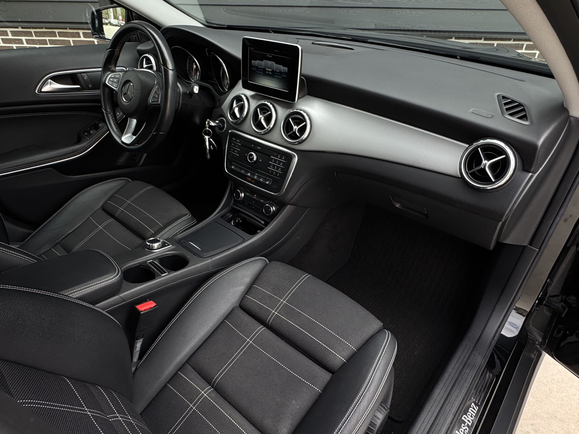 Mercedes-Benz GLA 200 Ambition 156 pk