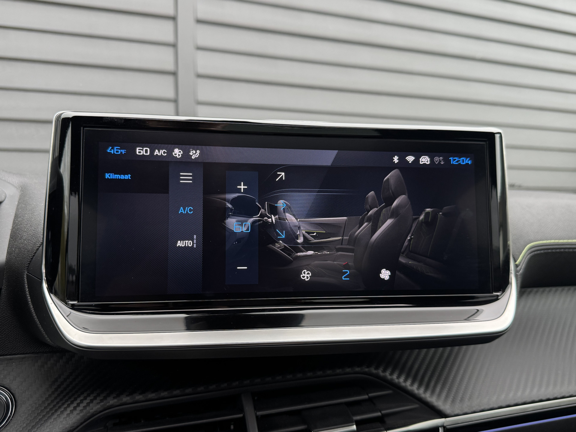 Peugeot 2008 SUV 1.2 GT PACK Hybrid 145 pk