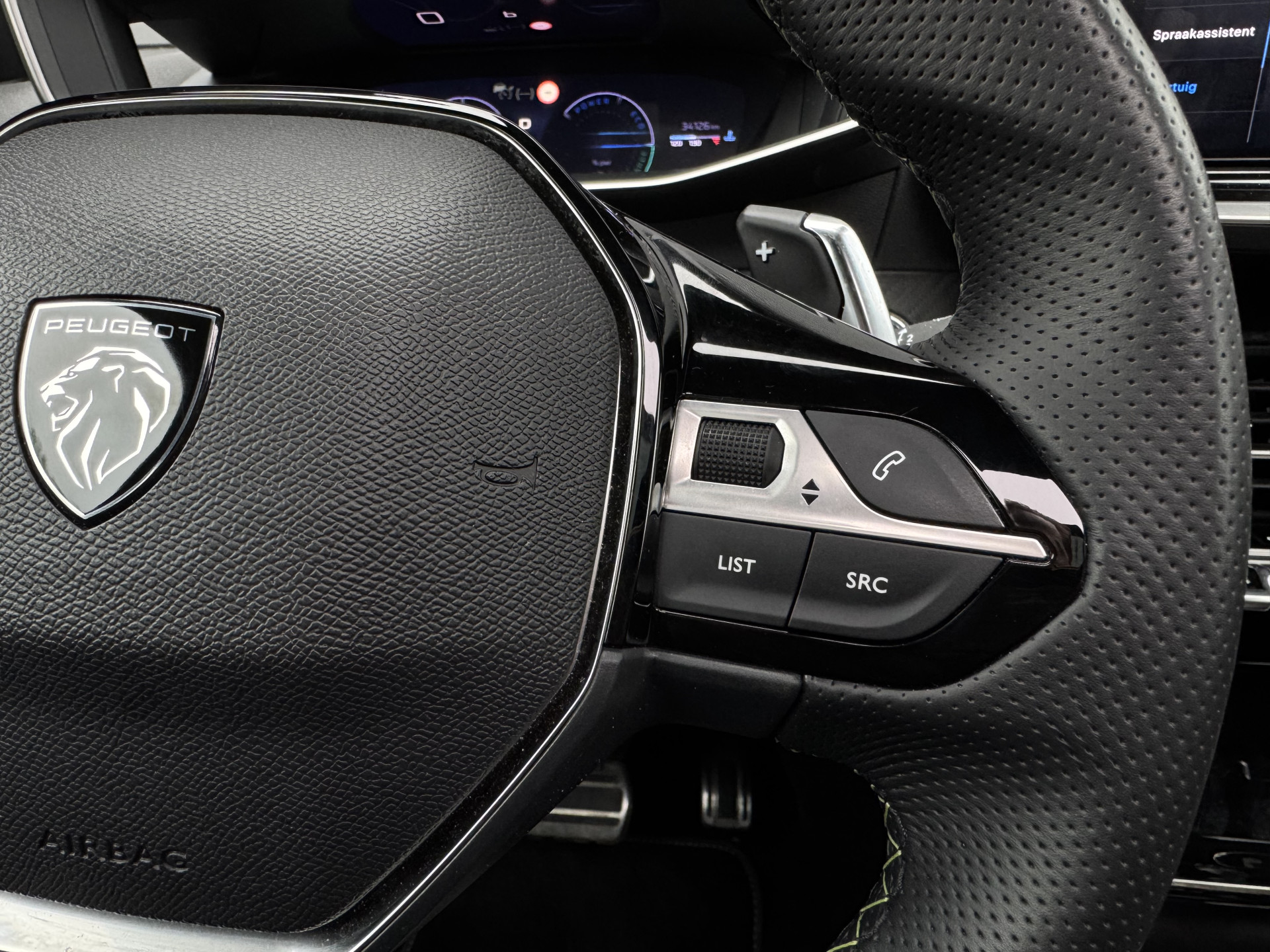 Peugeot 2008 SUV 1.2 GT PACK Hybrid 145 pk