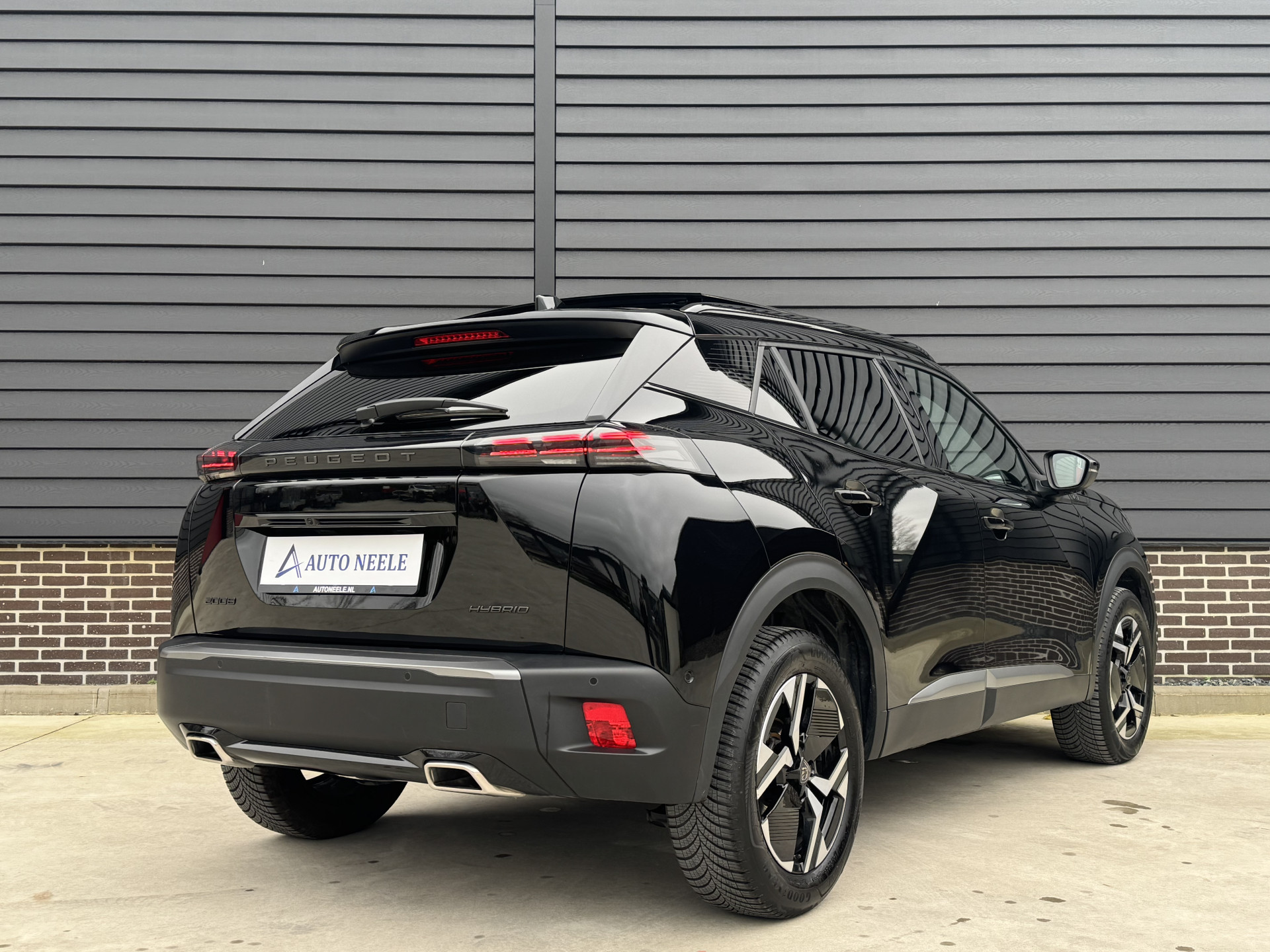 Peugeot 2008 SUV 1.2 GT PACK Hybrid 145 pk