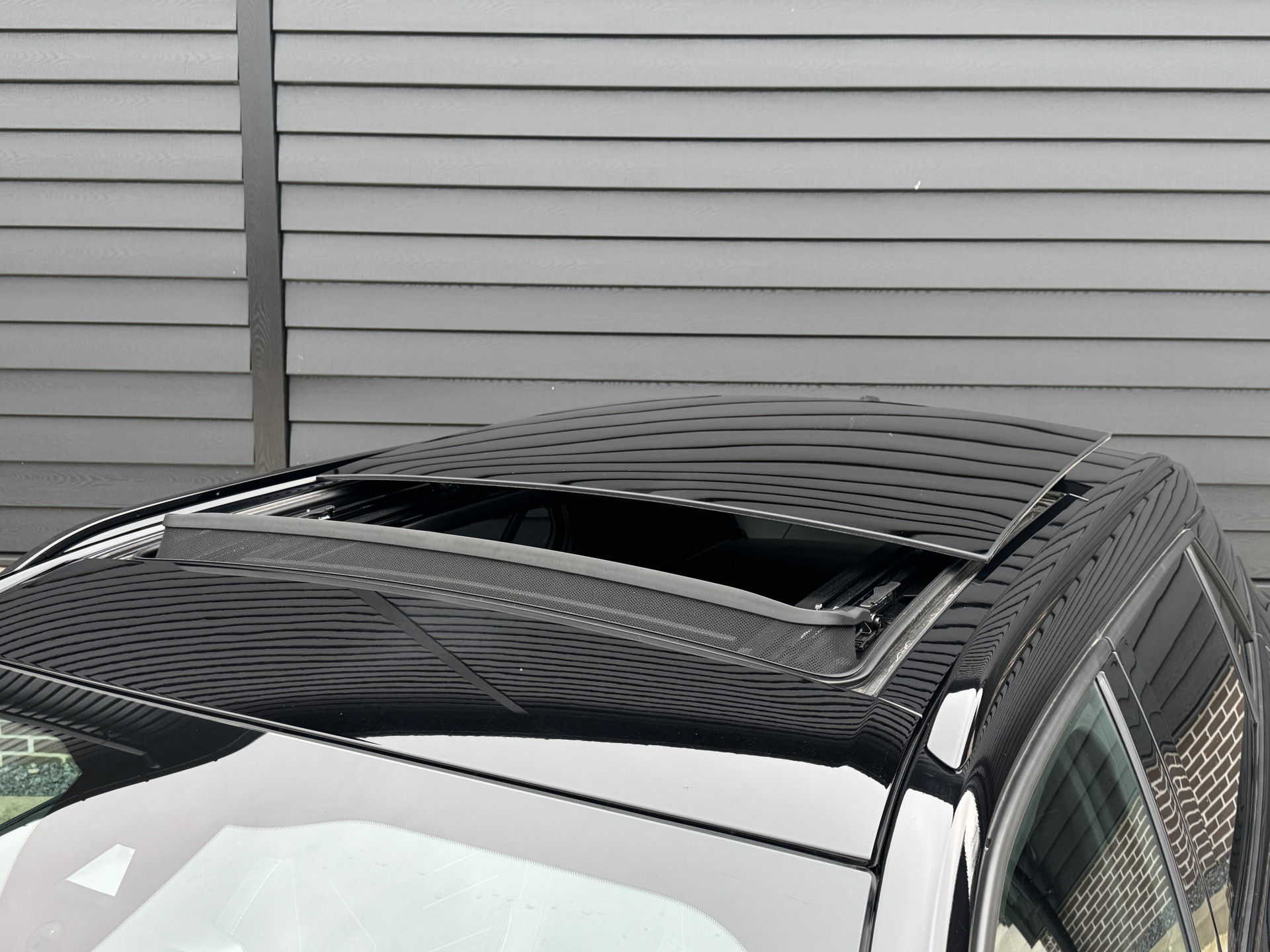 Peugeot 2008 SUV 1.2 GT PACK Hybrid 145 pk