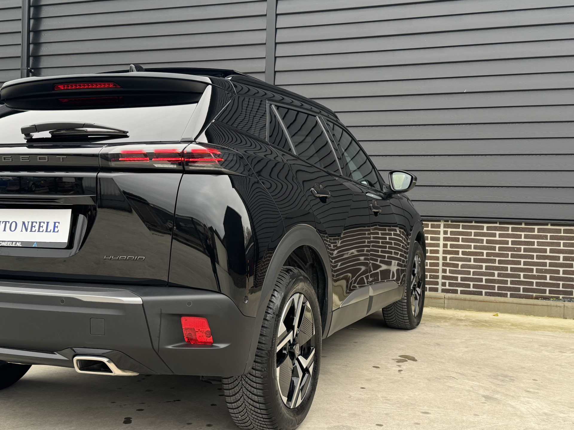 Peugeot 2008 SUV 1.2 GT PACK Hybrid 145 pk