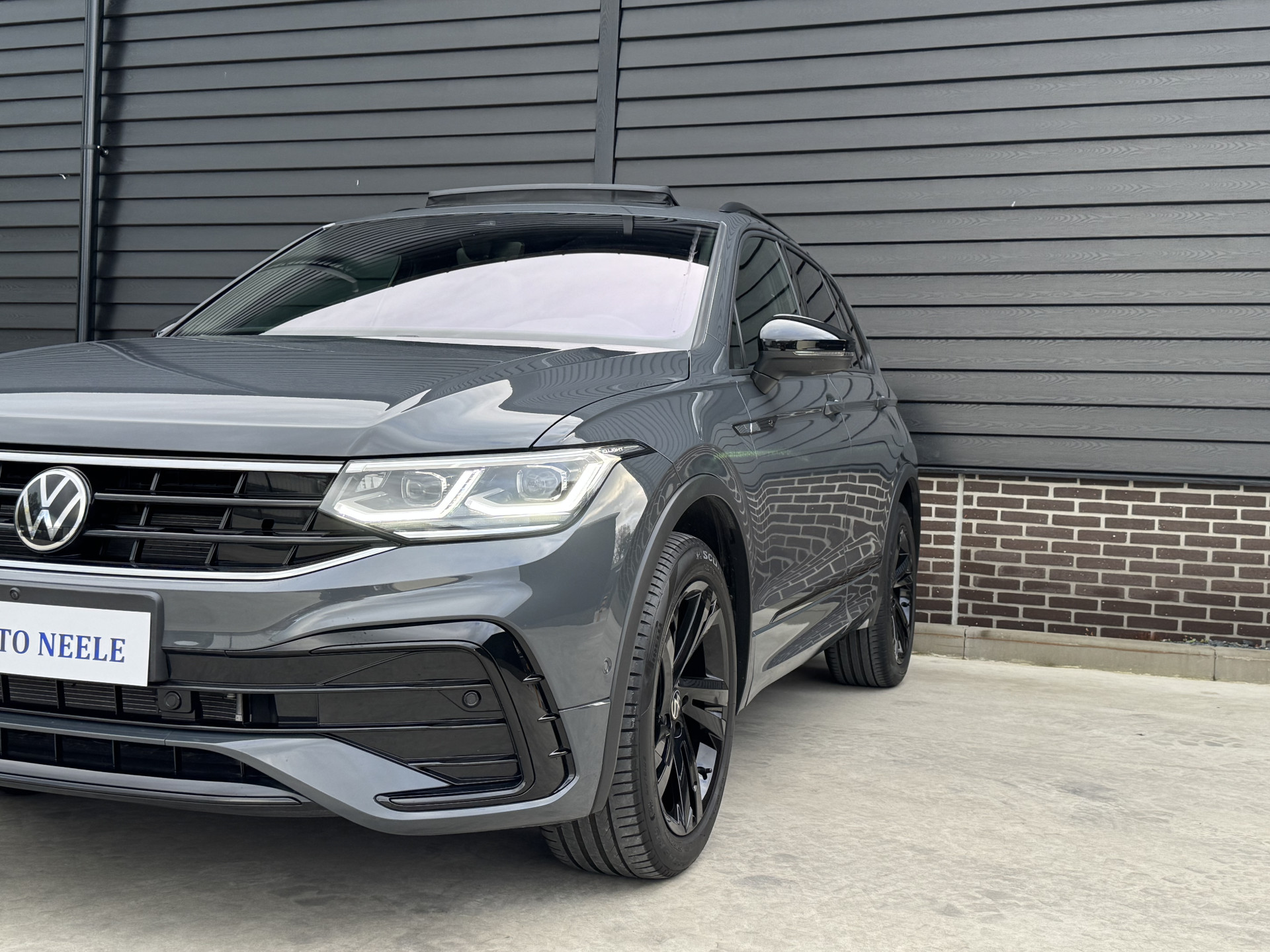 Volkswagen Tiguan 2.0 TSI 4Motion R Line