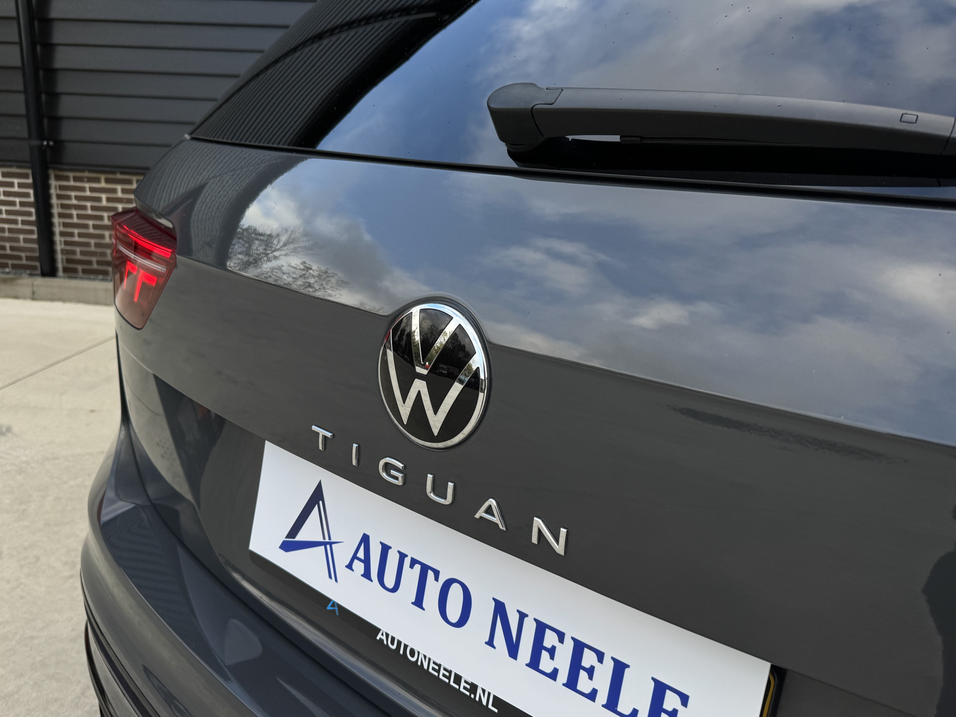 Volkswagen Tiguan 2.0 TSI 4Motion R Line