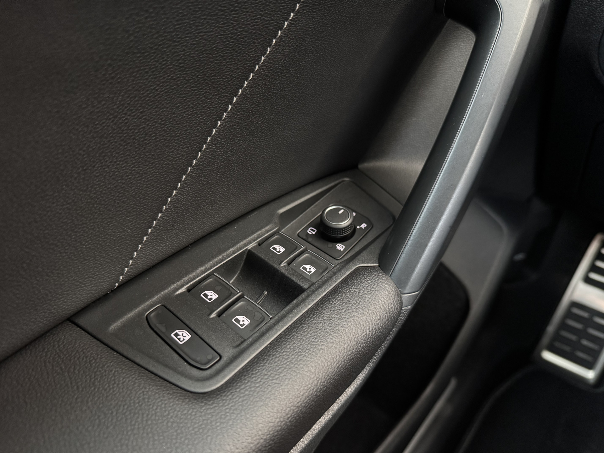 Volkswagen Tiguan 2.0 TSI 4Motion R Line