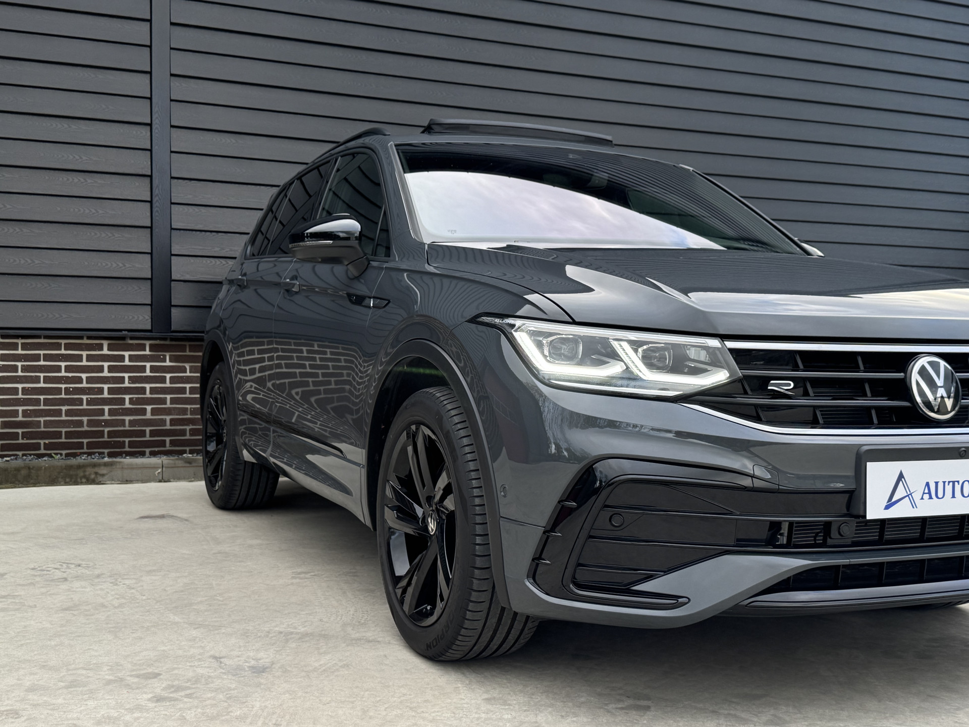 Volkswagen Tiguan 2.0 TSI 4Motion R Line