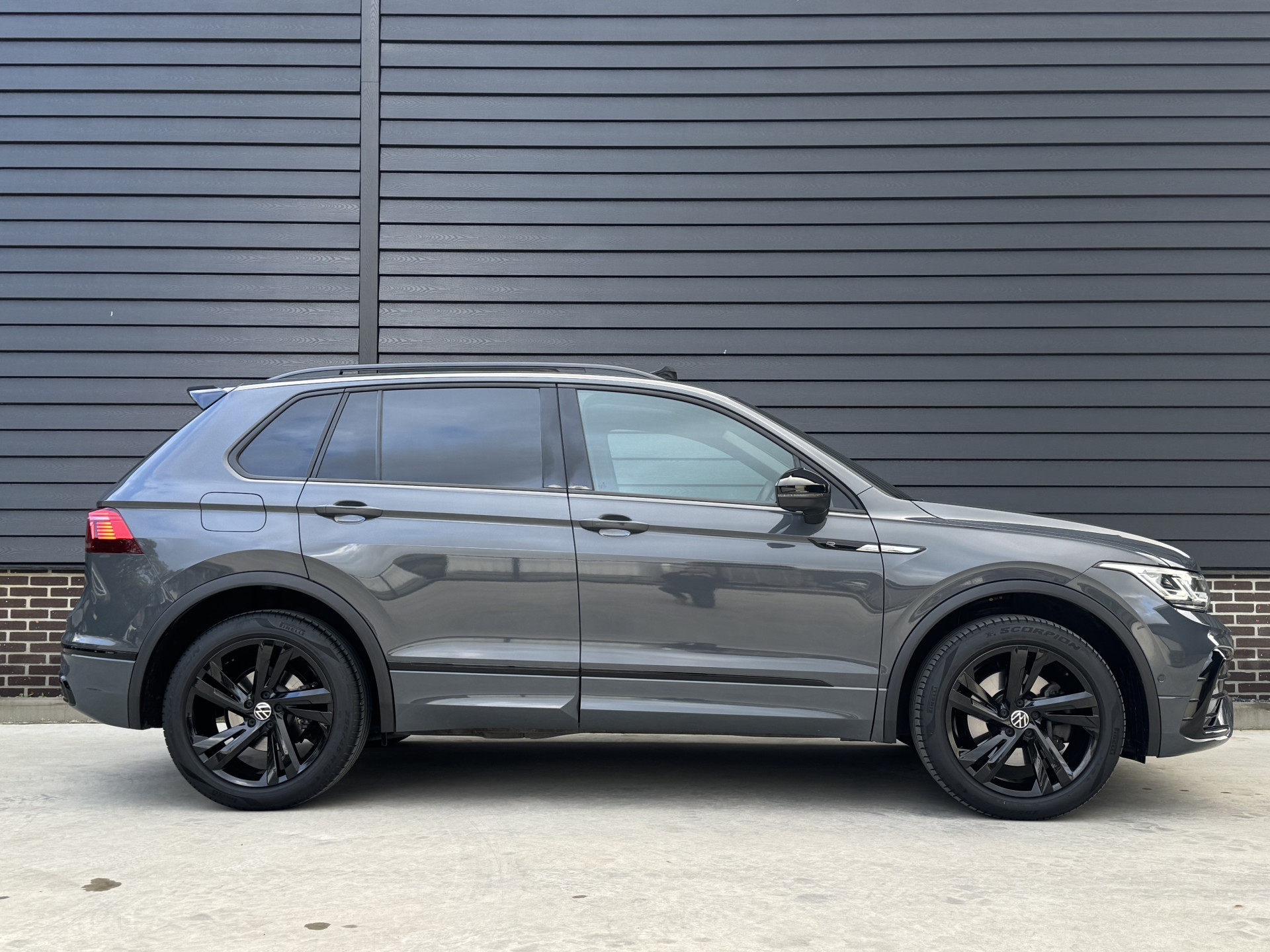 Volkswagen Tiguan 2.0 TSI 4Motion R Line