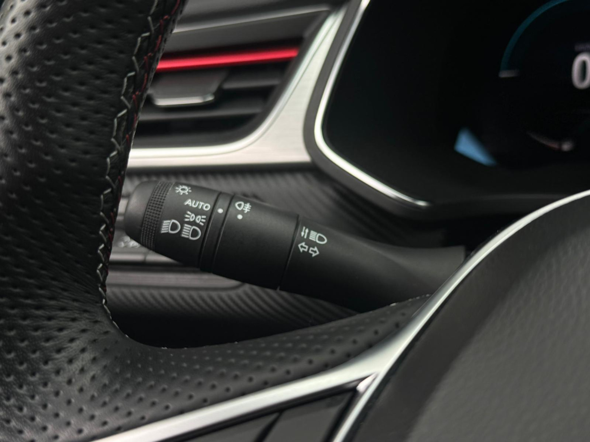 Renault Captur 1.6 E-Tech Plug-in Hybrid 160 pk R.S. RS Line
